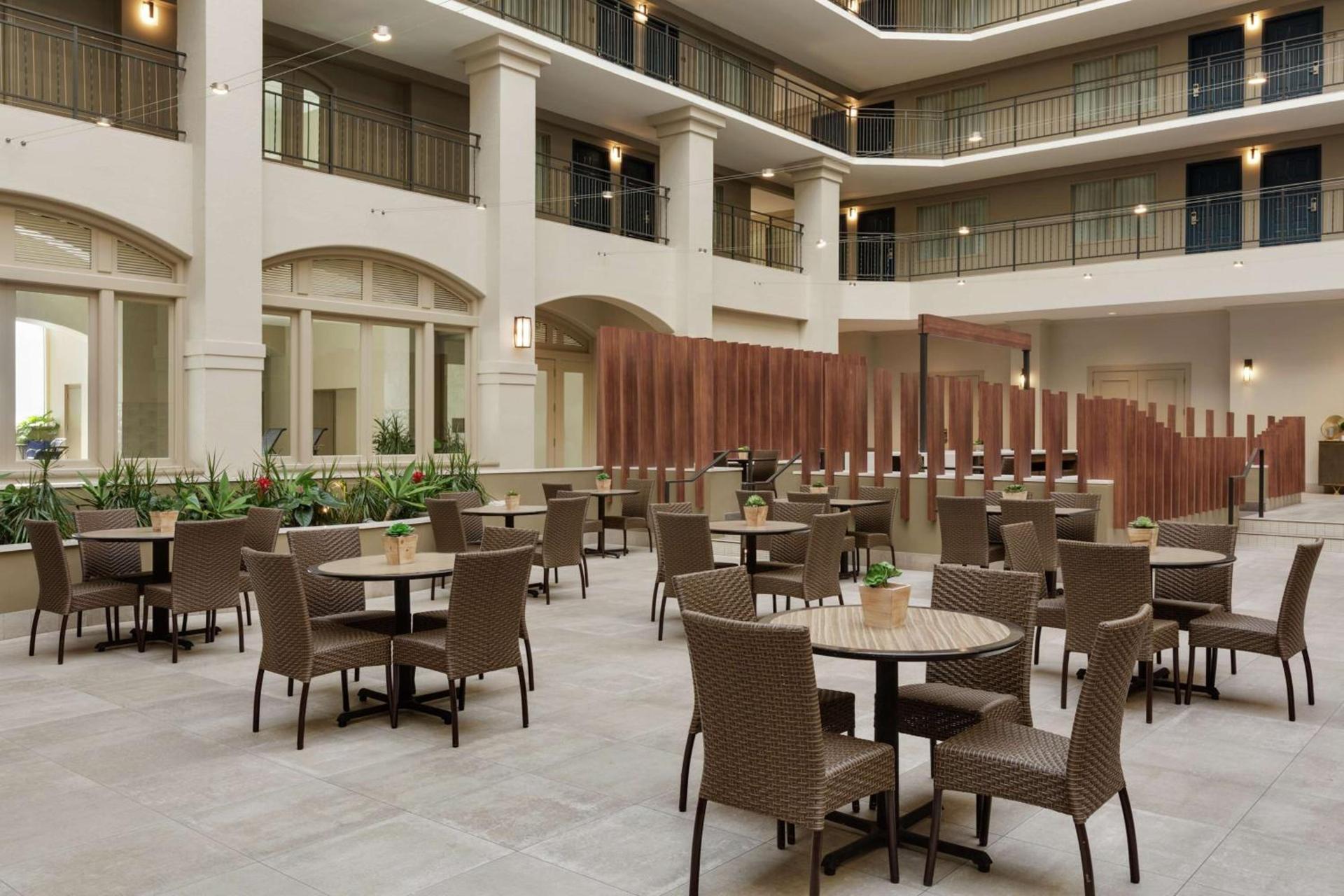 Embassy Suites by Hilton Milpitas Silicon Valley photo 8