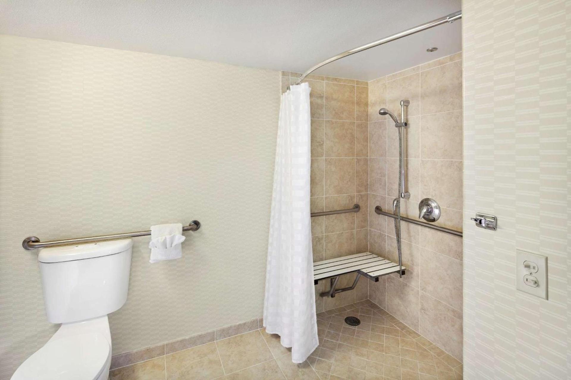 Embassy Suites by Hilton Milpitas Silicon Valley photo 50