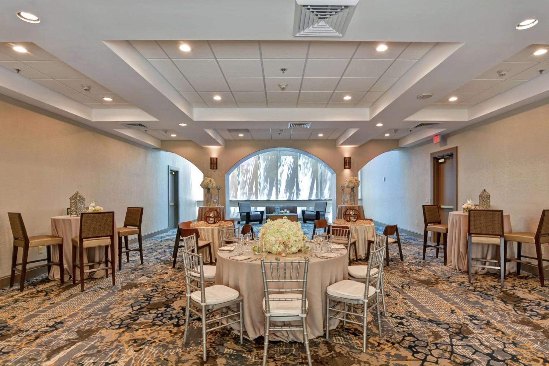 Embassy Suites by Hilton Milpitas Silicon Valley photo 56