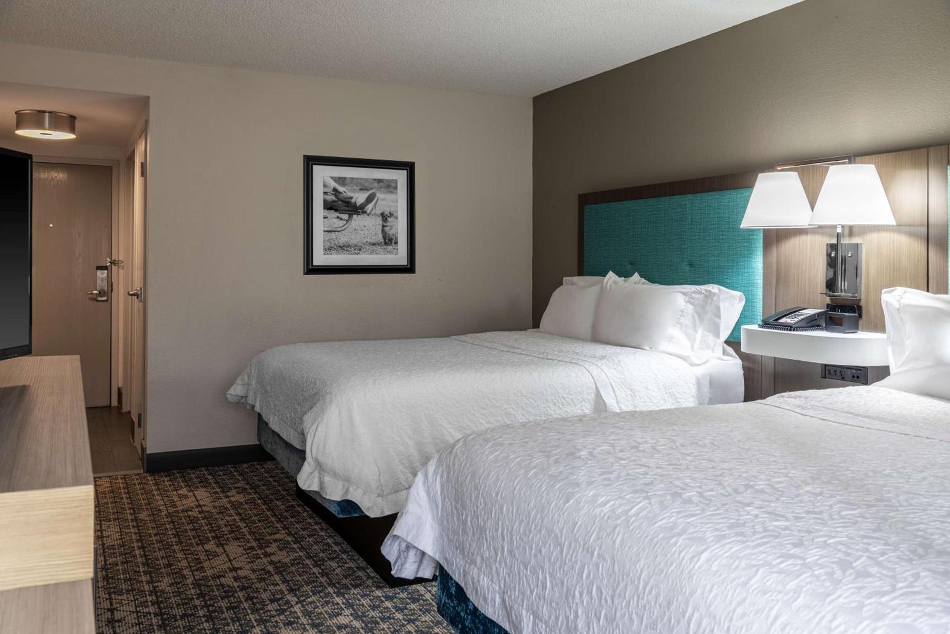 Hampton Inn Kansas City-Lee's Summit photo 20