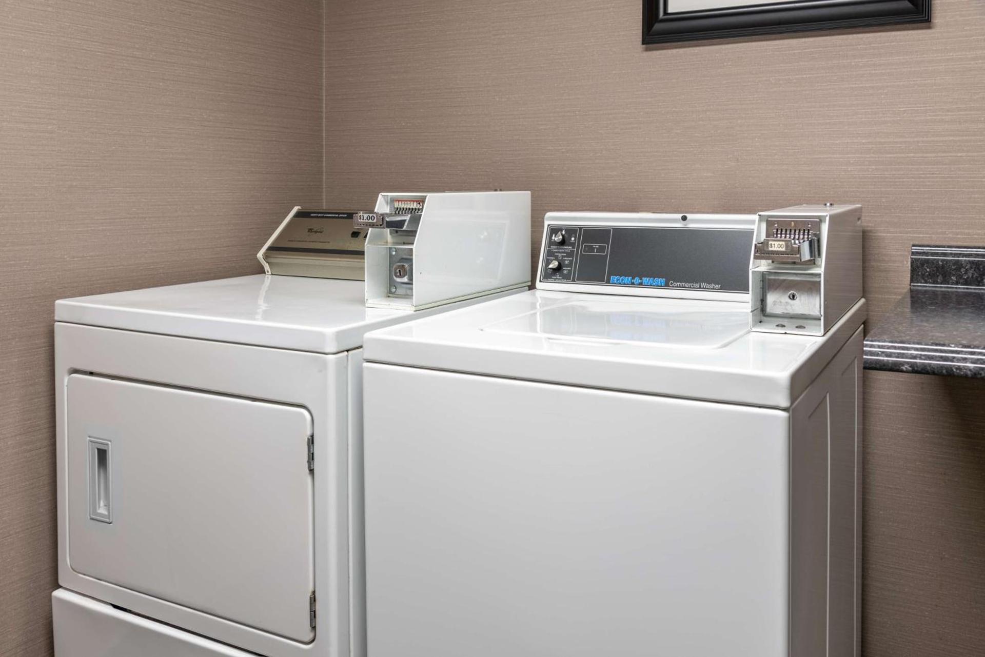 Hampton Inn Kansas City-Lee's Summit photo 35