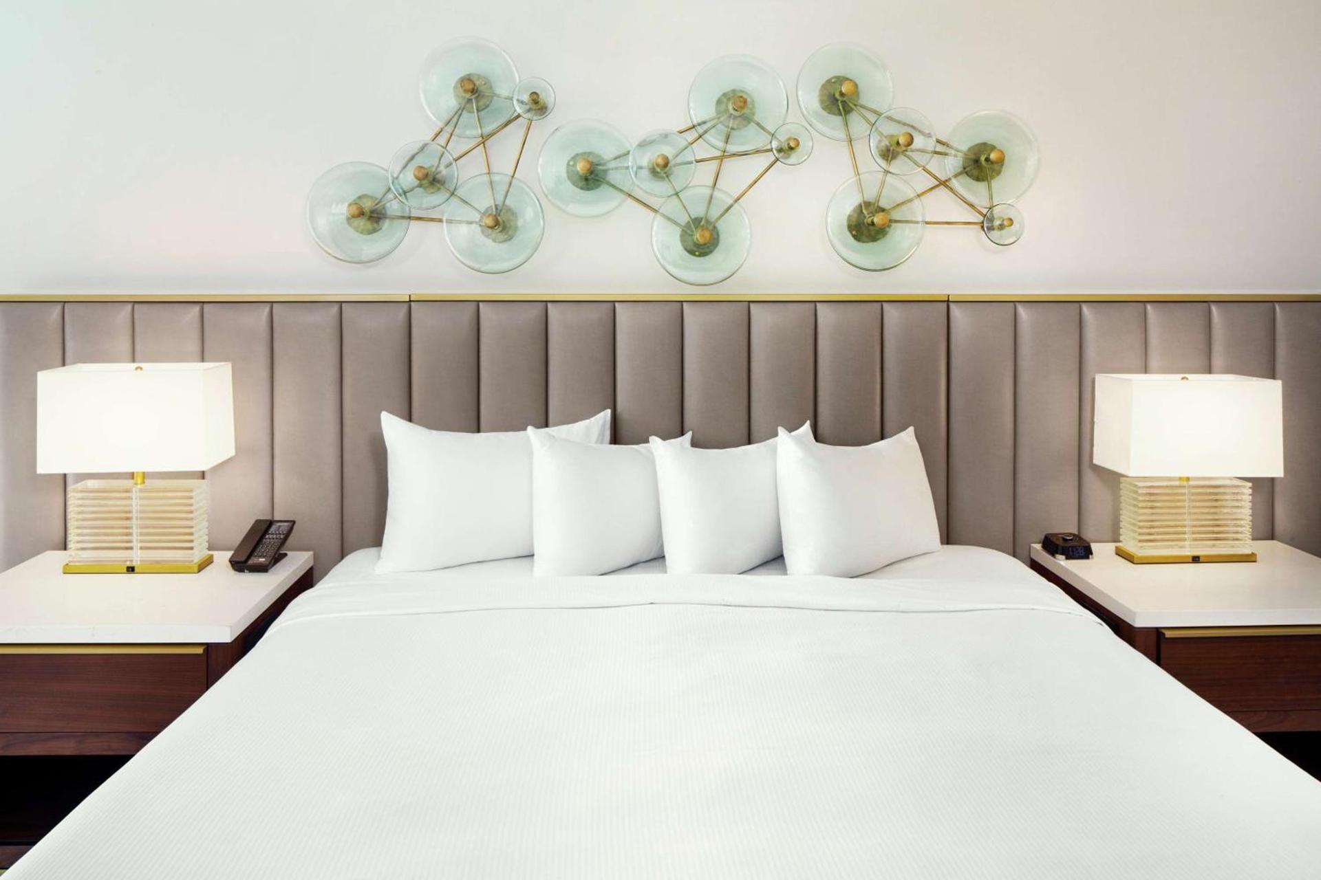 Hilton Marco Island Beach Resort and Spa photo 20
