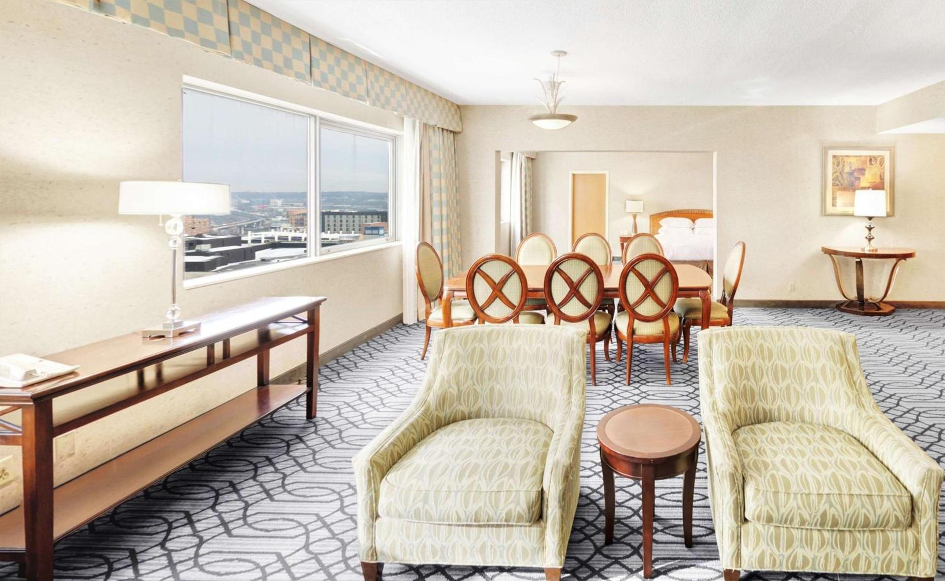 DoubleTree by Hilton St Paul Downtown photo 4