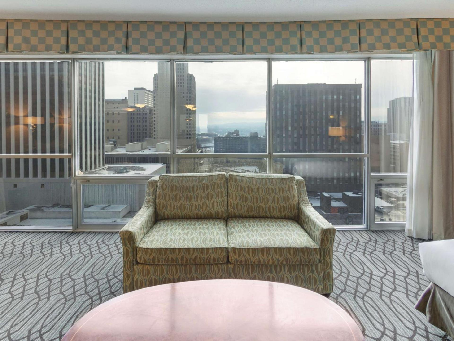 DoubleTree by Hilton St Paul Downtown photo 9