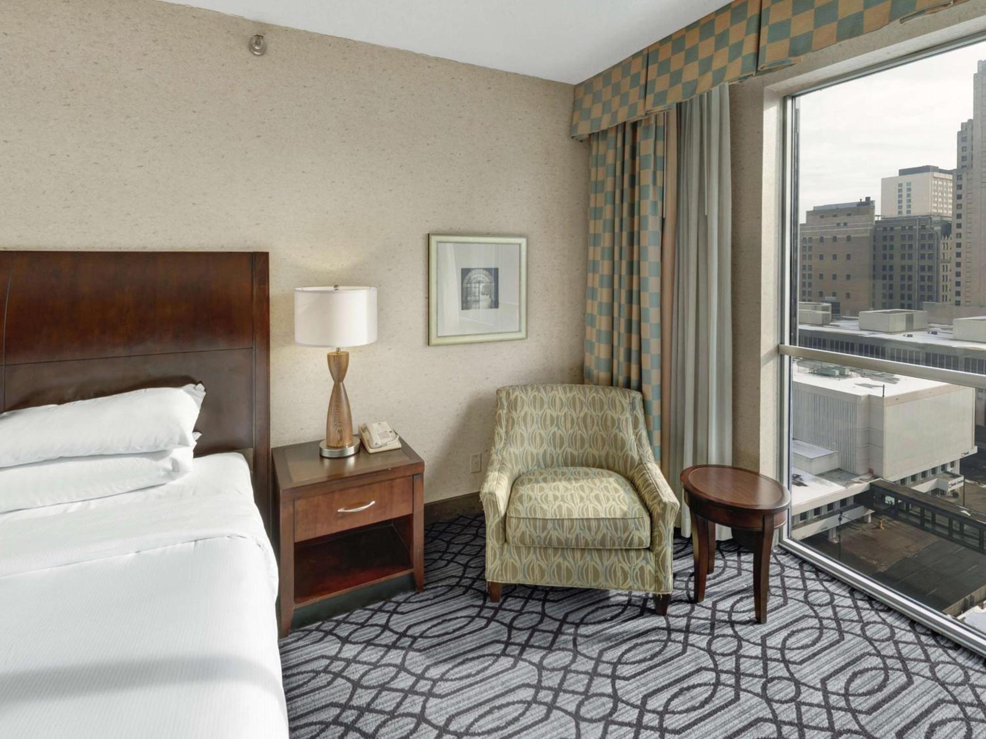 DoubleTree by Hilton St Paul Downtown photo 26