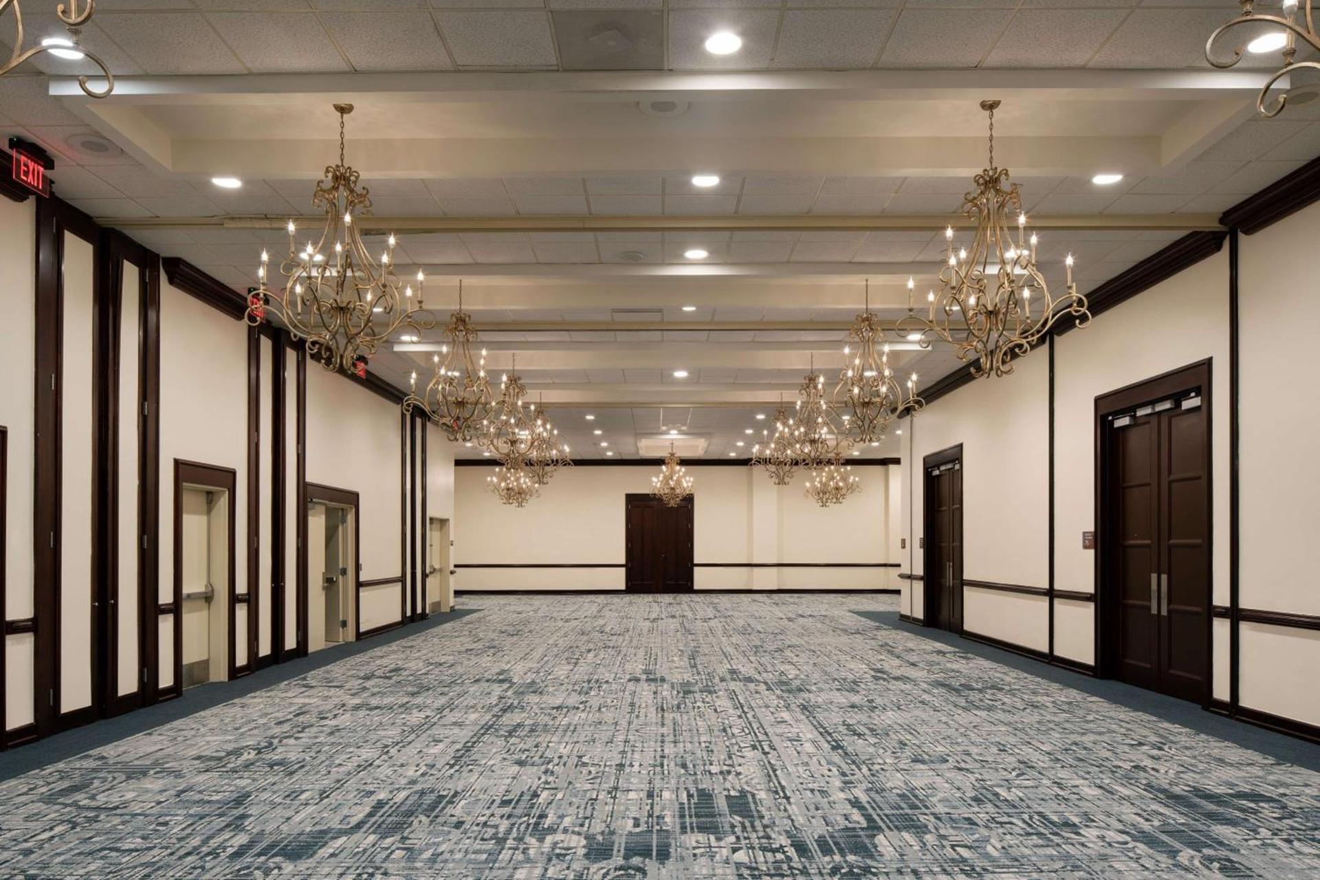 Embassy Suites by Hilton New Orleans Convention Center photo 41