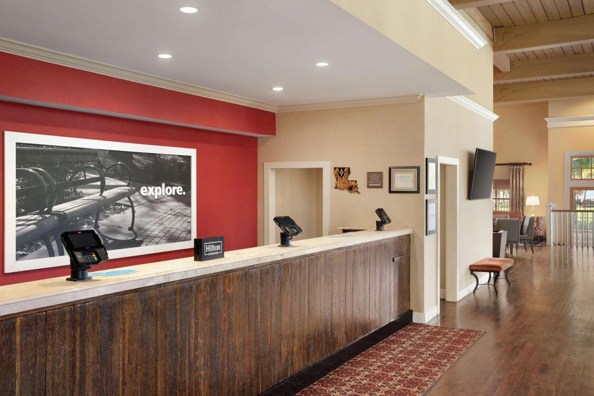 Hampton Inn and Suites New Orleans Convention Center photo 4