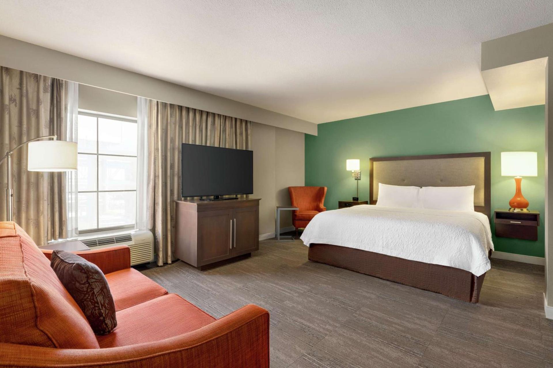 Hampton Inn and Suites New Orleans Convention Center photo 22