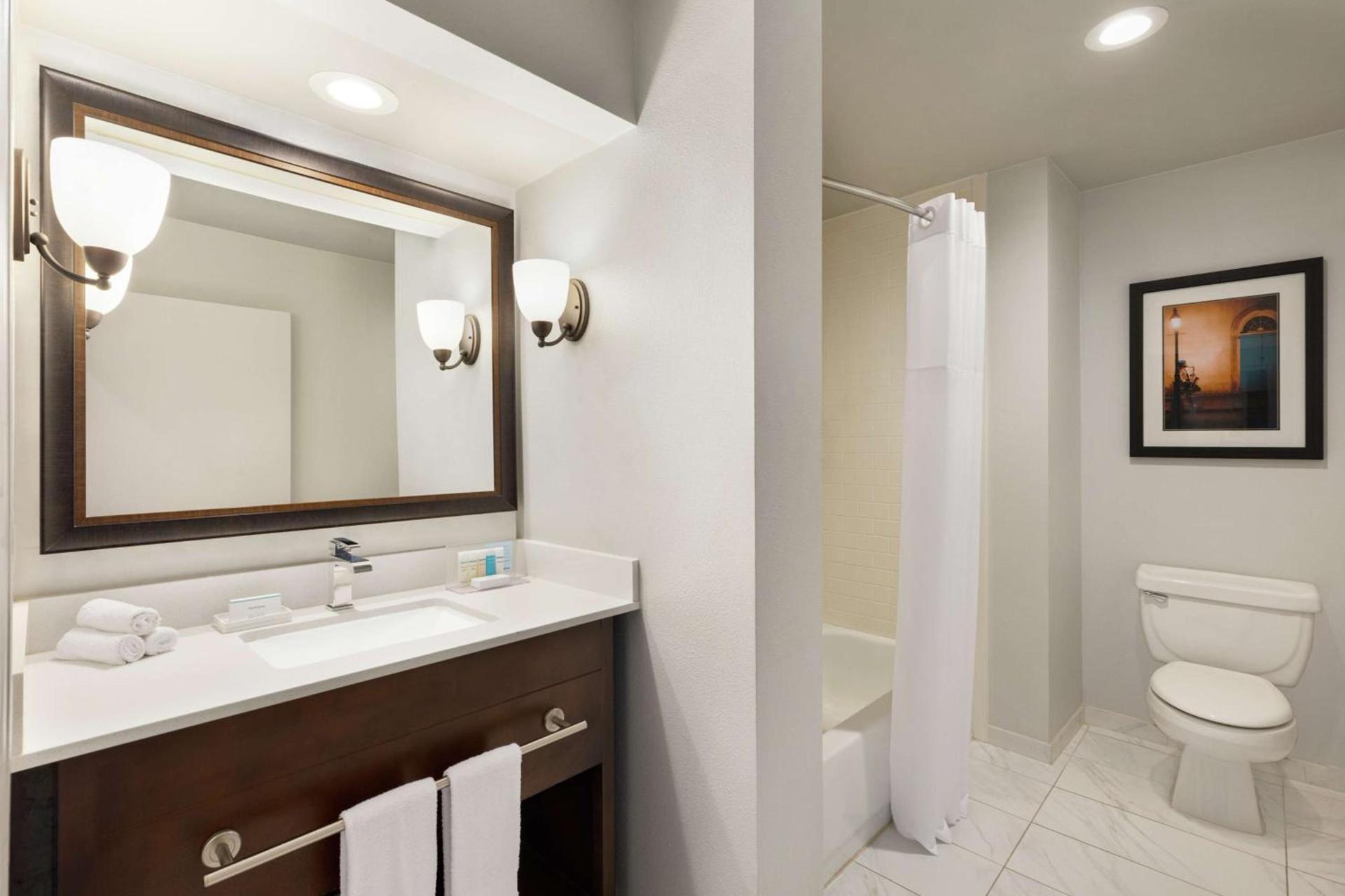 Hampton Inn and Suites New Orleans Convention Center photo 24