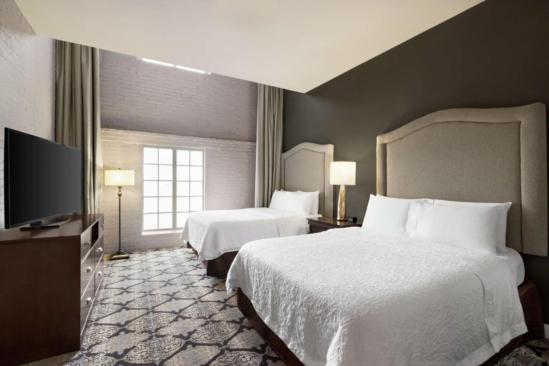 Hampton Inn and Suites New Orleans Convention Center photo 15