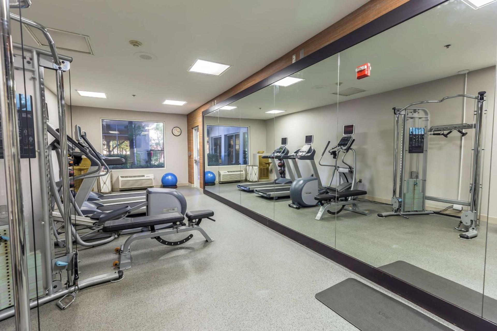 Hilton Garden Inn Fairfield photo 20