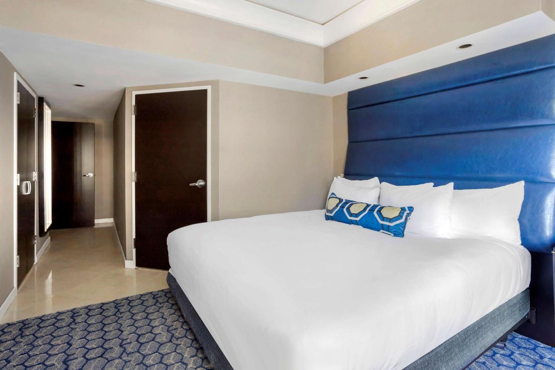 Hilton Club New York photo 9