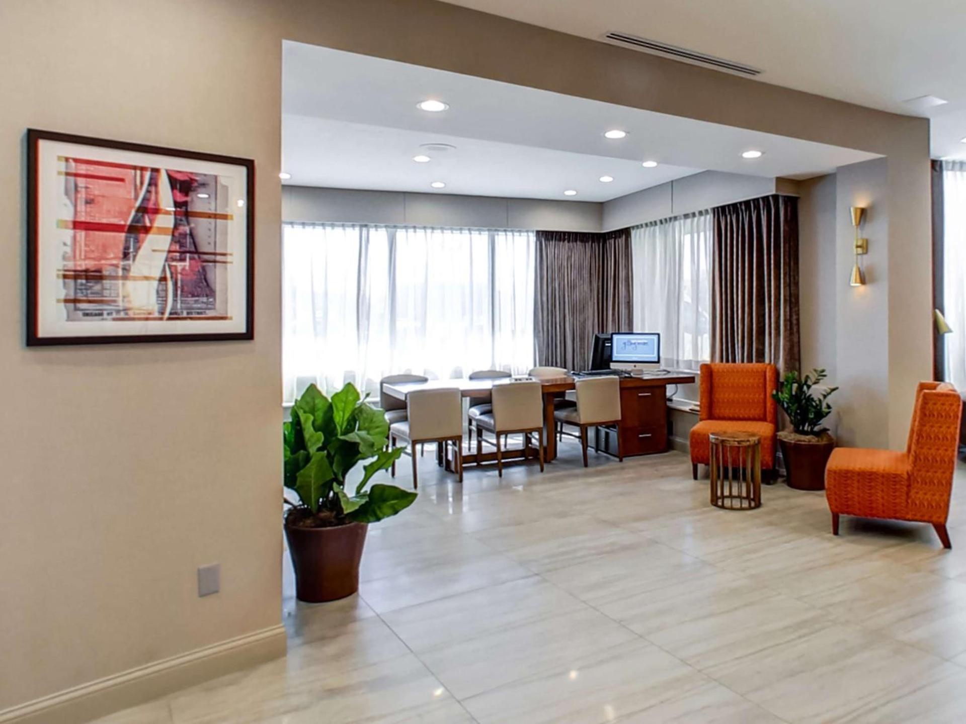Hilton Chicago/Oak Lawn photo 35
