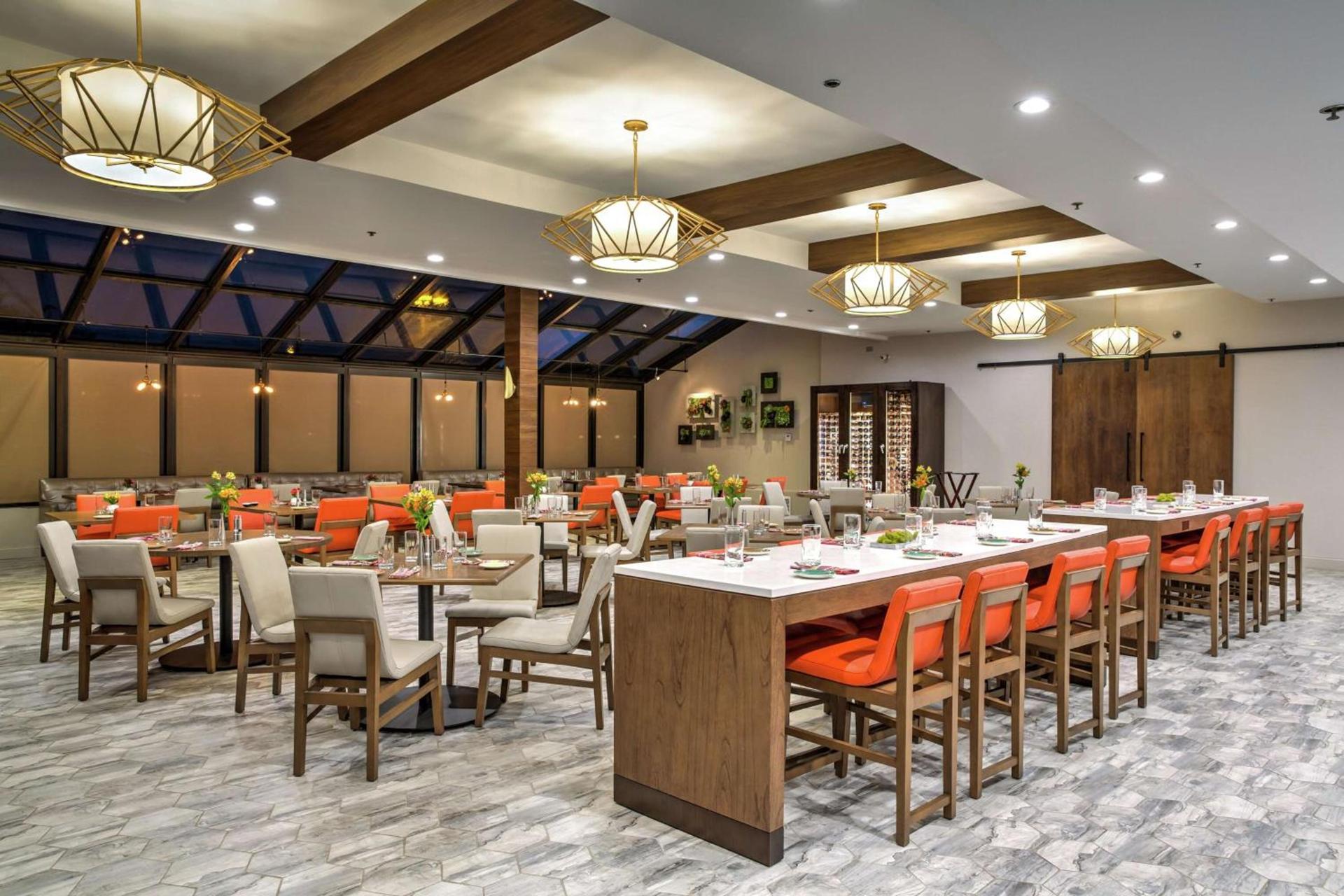 Hilton Chicago/Oak Lawn photo 33