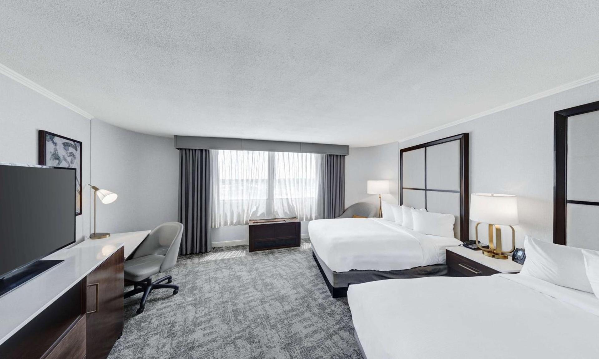 Hilton Chicago/Oak Lawn photo 46