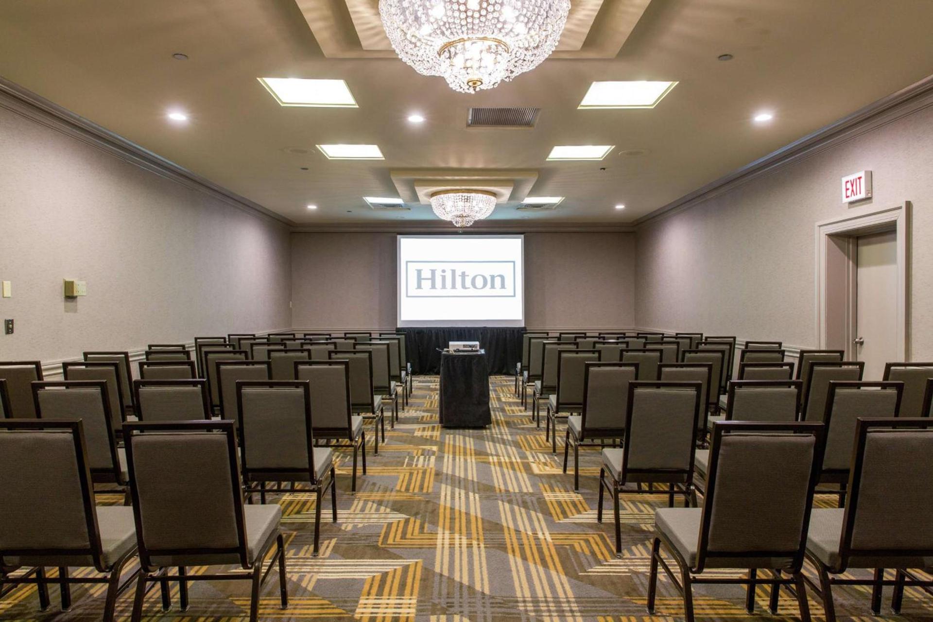 Hilton Chicago/Oak Lawn photo 45