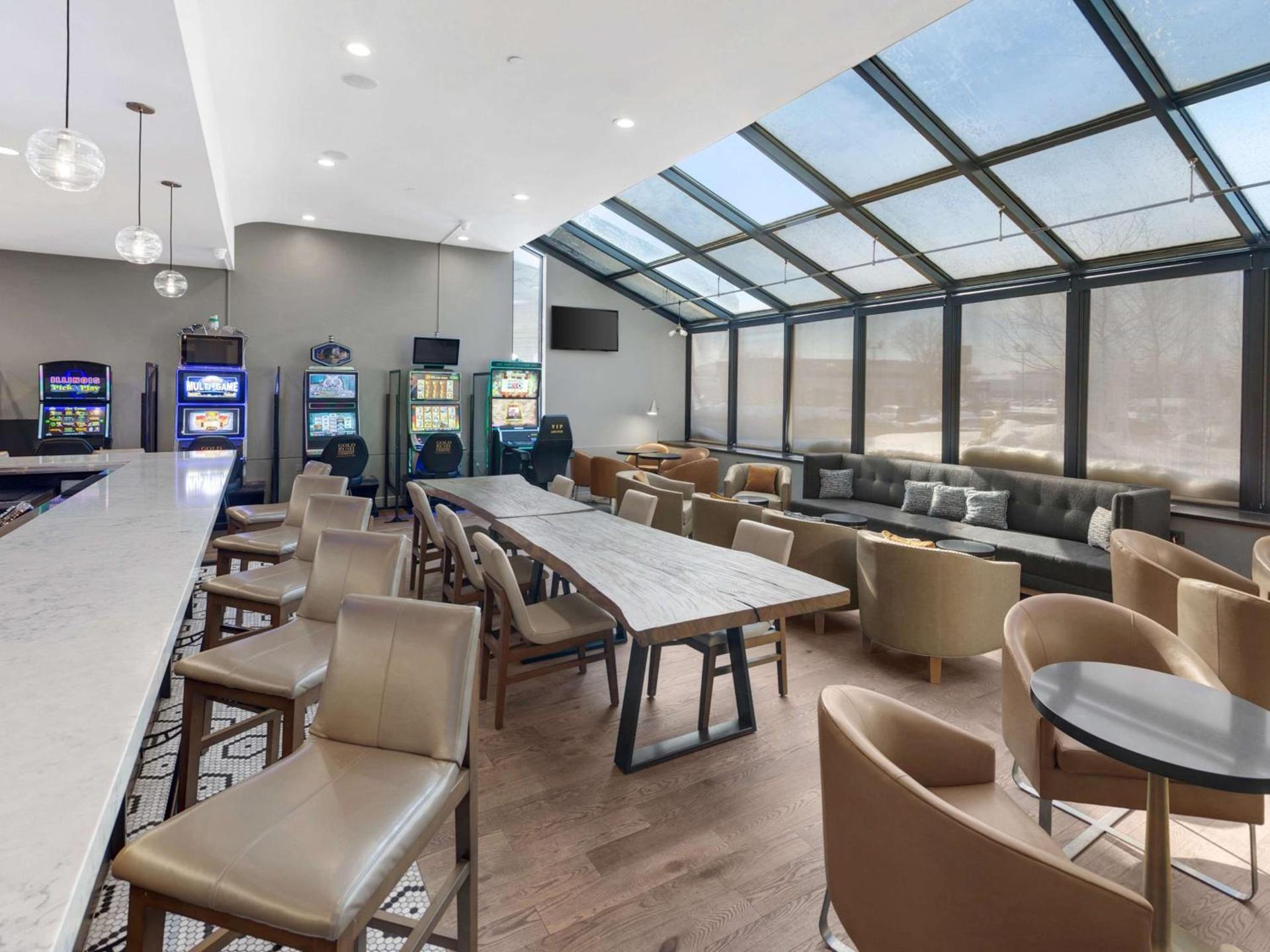 Hilton Chicago/Oak Lawn photo 55