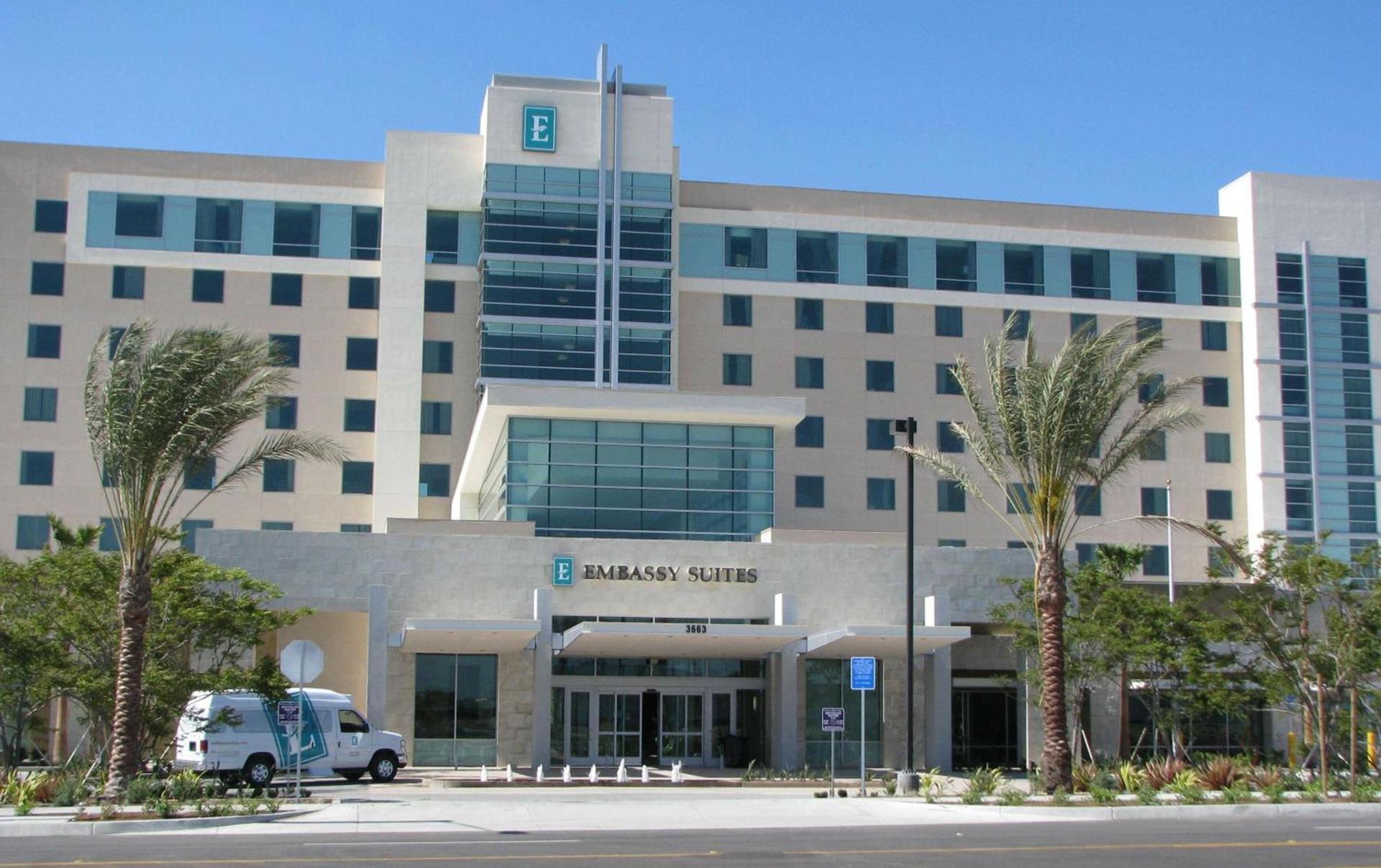 Embassy Suites Ontario - Airport photo 3