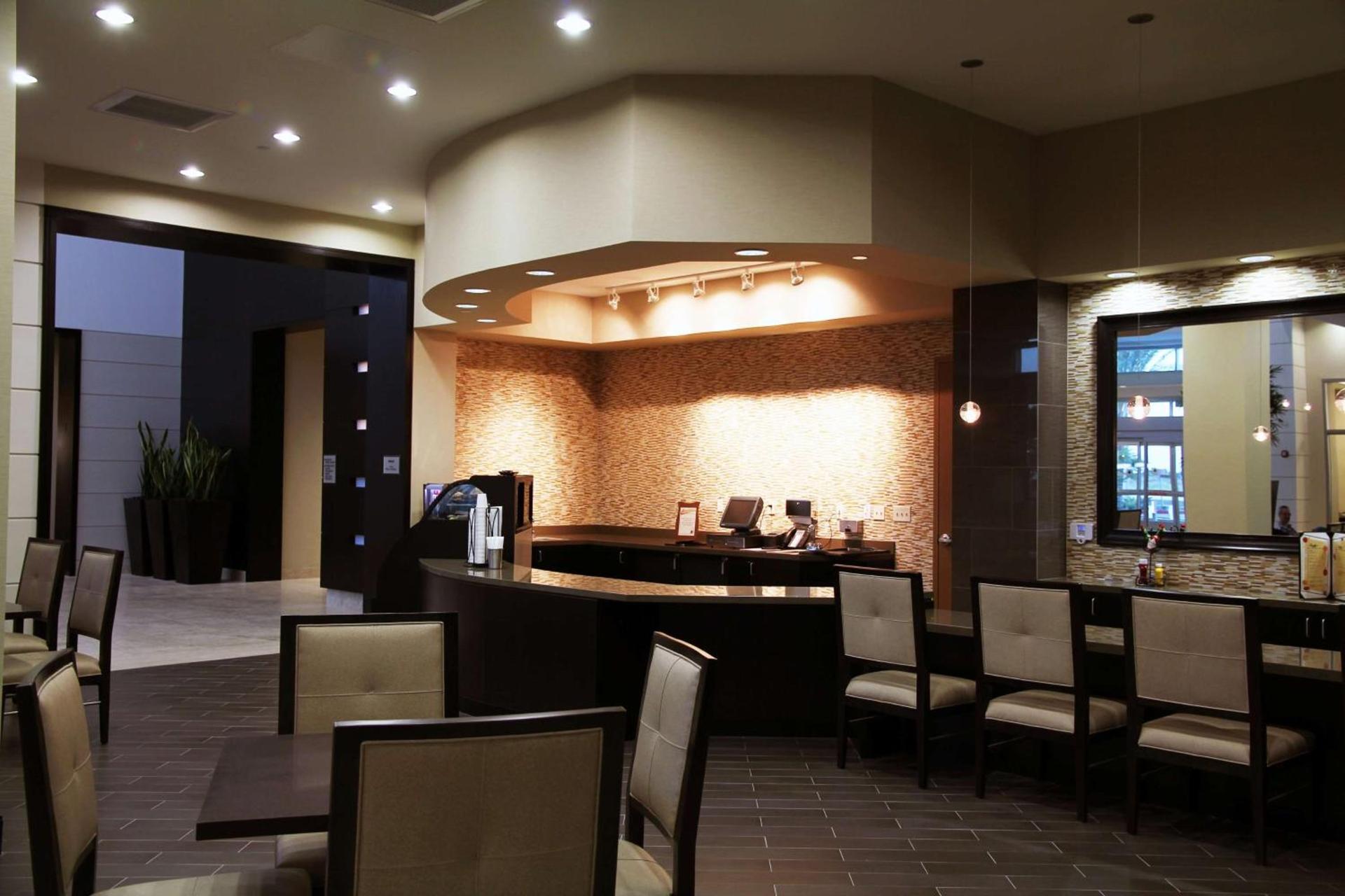 Embassy Suites Ontario - Airport photo 11