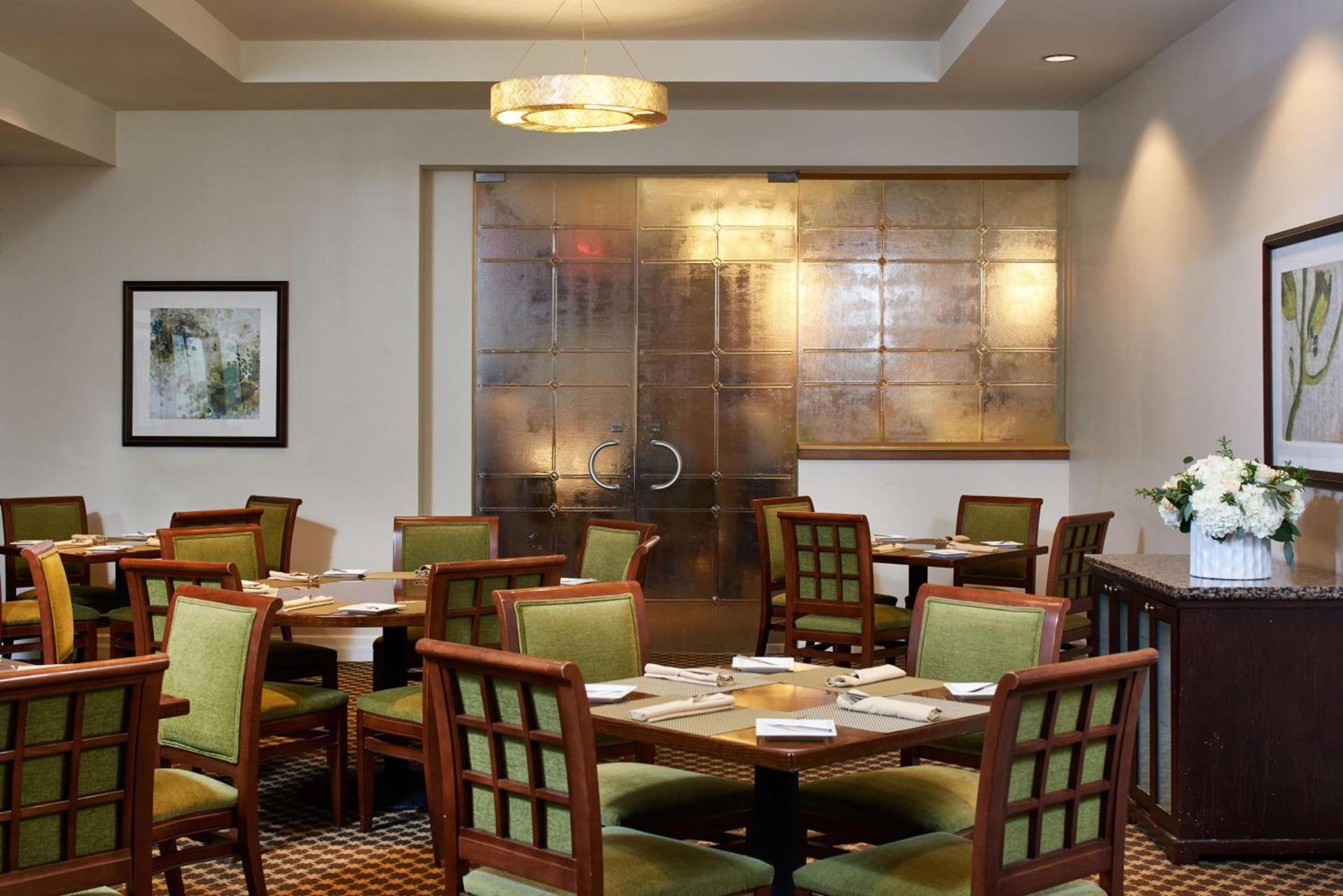 DoubleTree by Hilton Irvine Spectrum photo 12