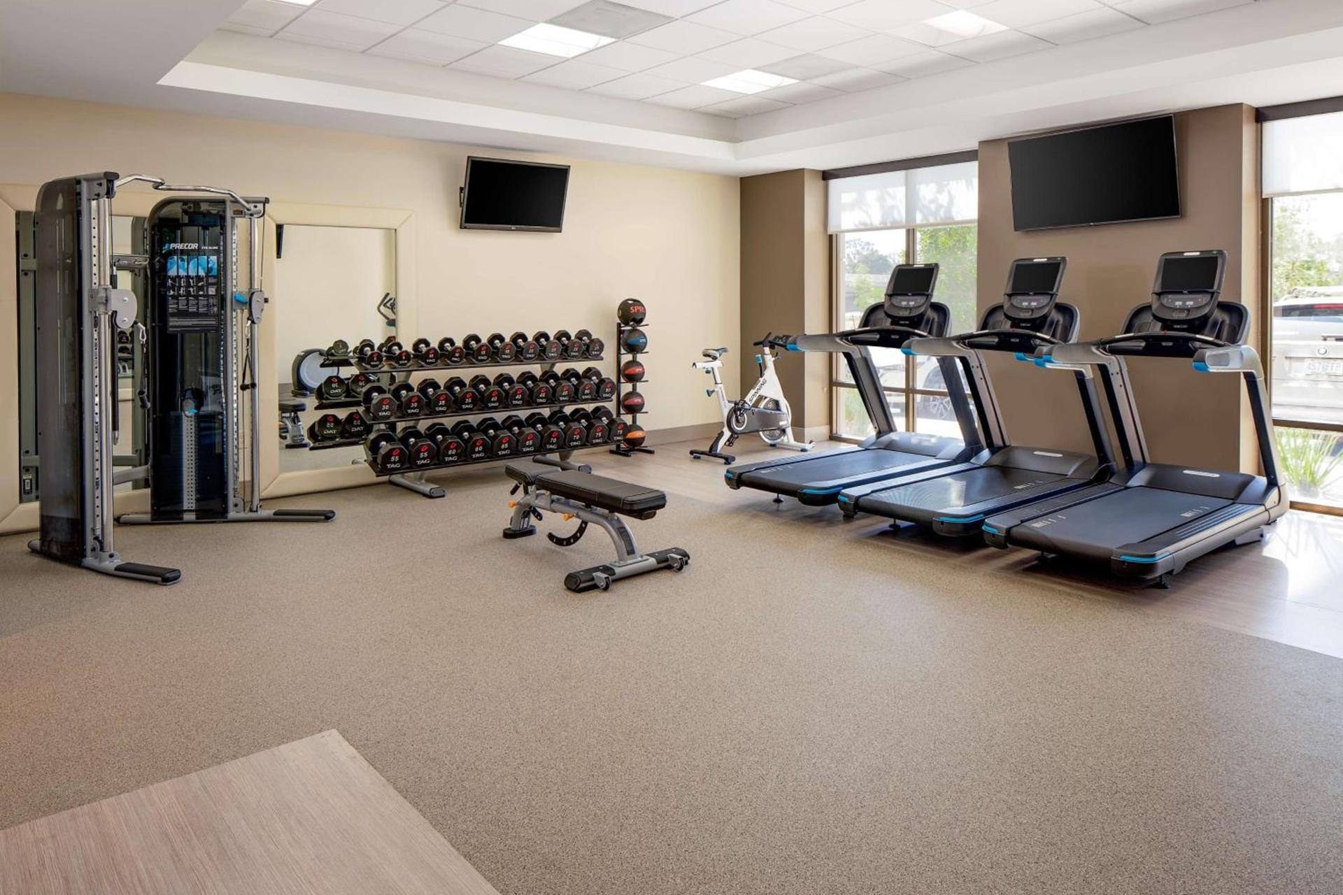 DoubleTree by Hilton Irvine Spectrum photo 19