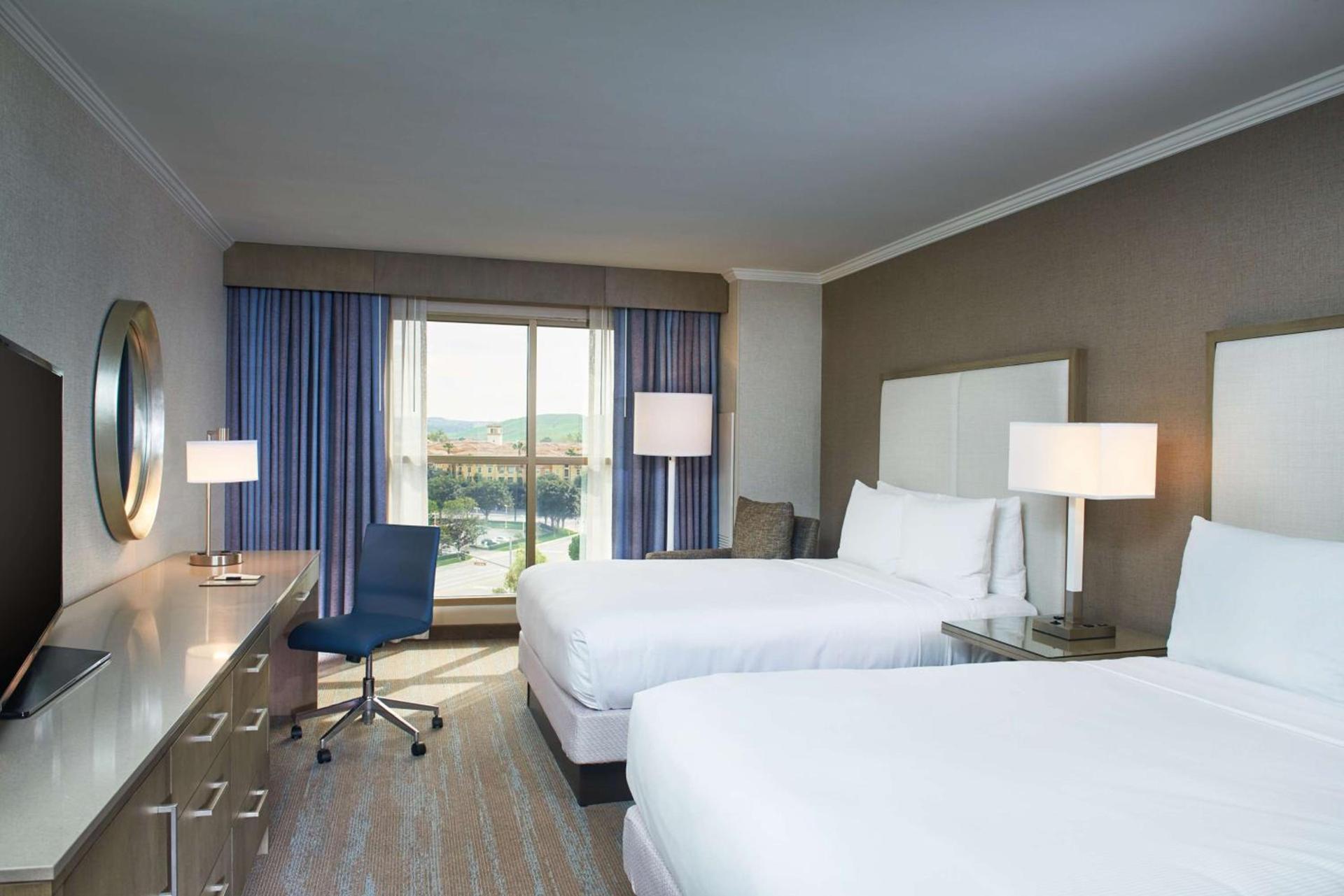DoubleTree by Hilton Irvine Spectrum photo 31