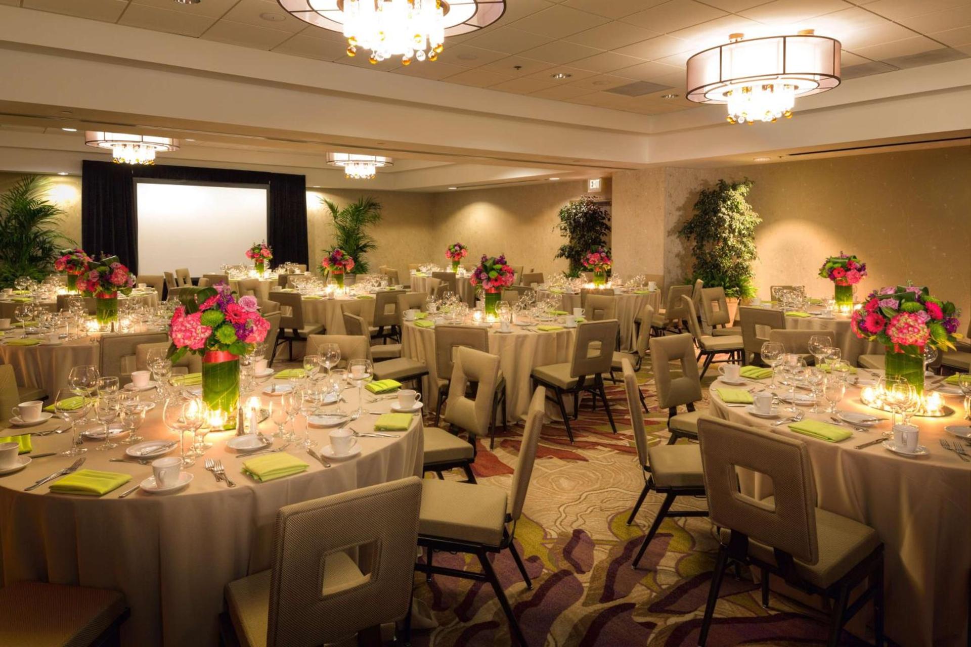 DoubleTree by Hilton Irvine Spectrum photo 38