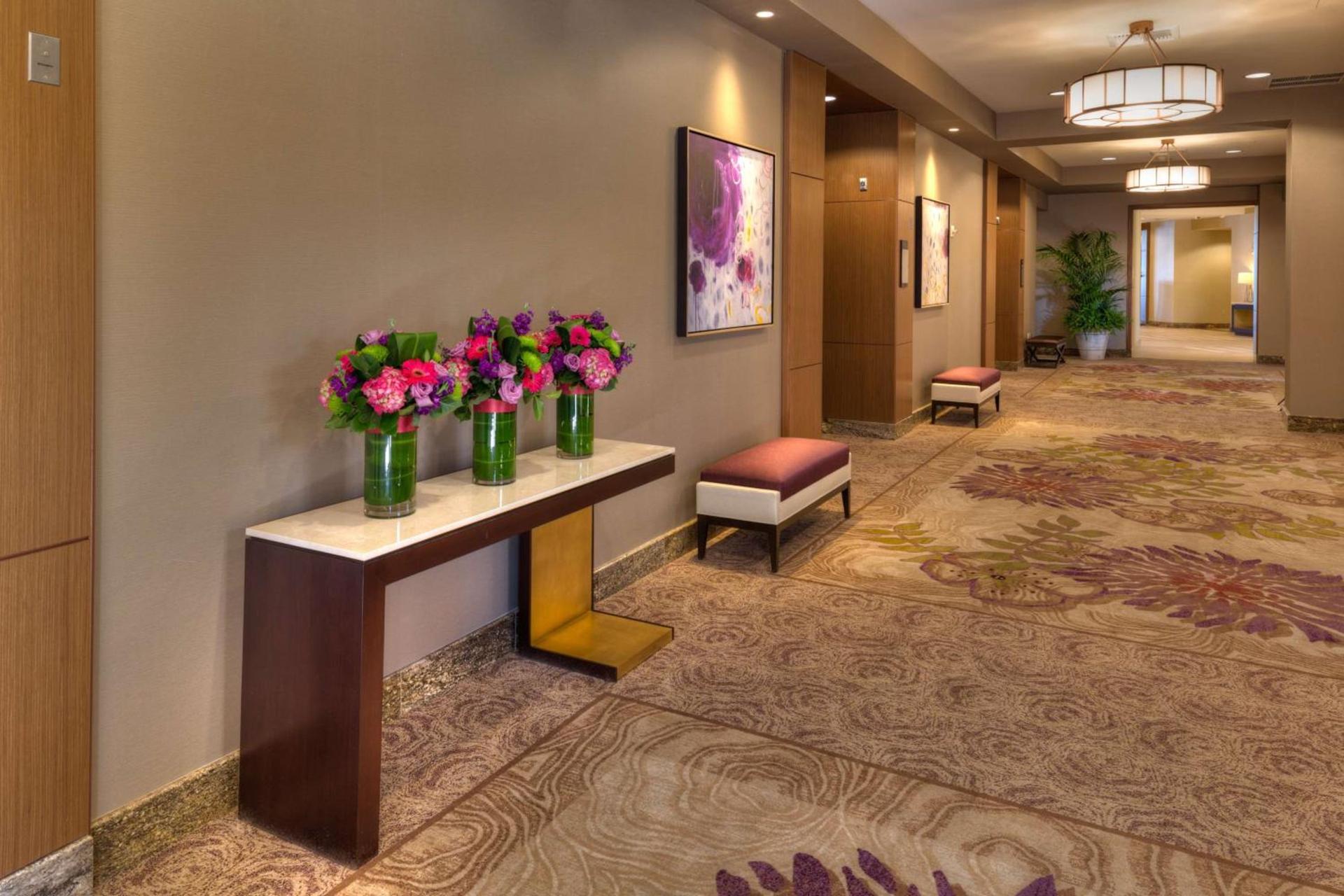 DoubleTree by Hilton Irvine Spectrum photo 41