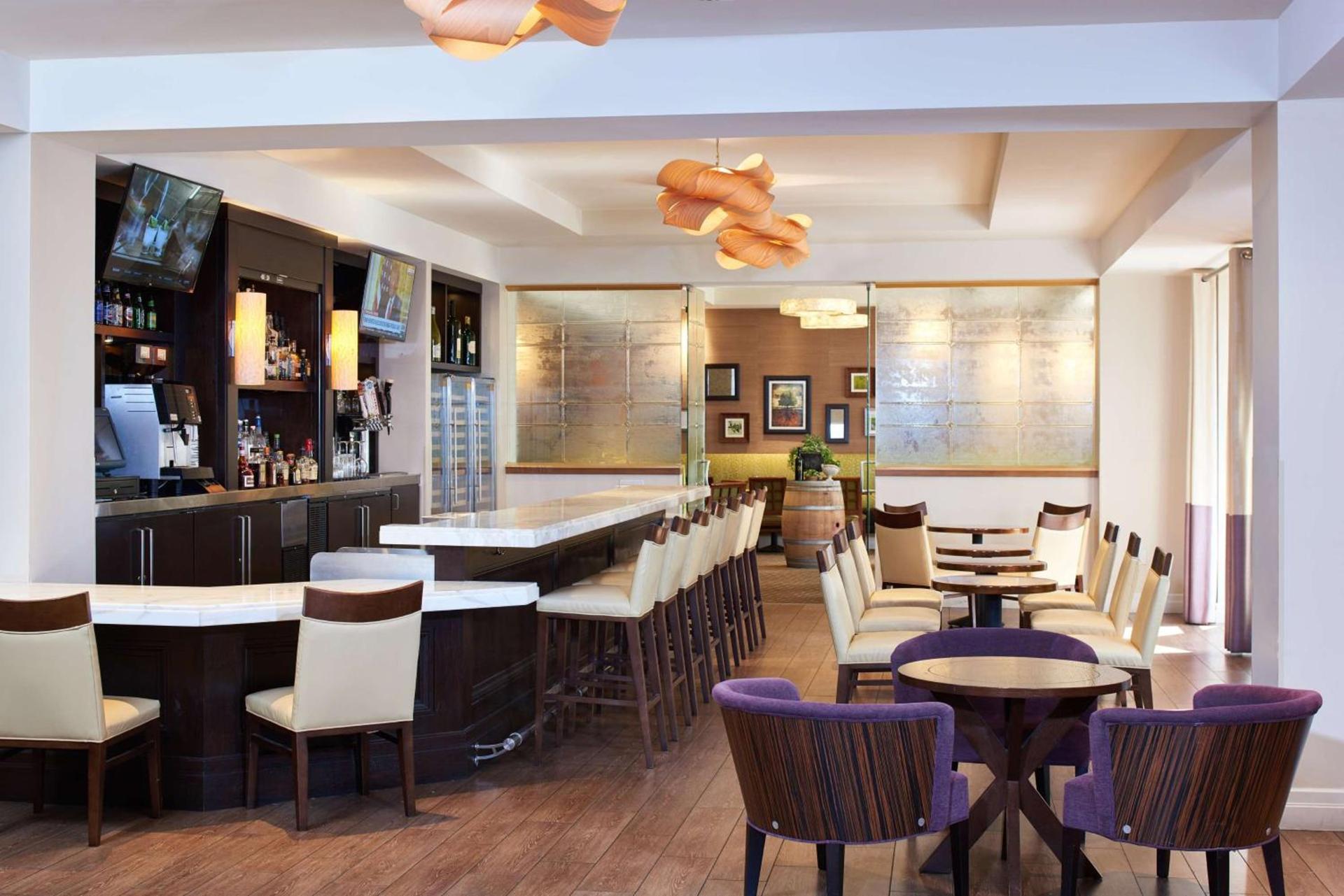 DoubleTree by Hilton Irvine Spectrum photo 44