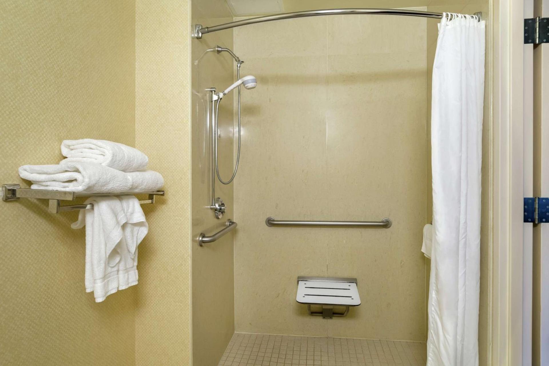 Hilton Garden Inn Newport News photo 33