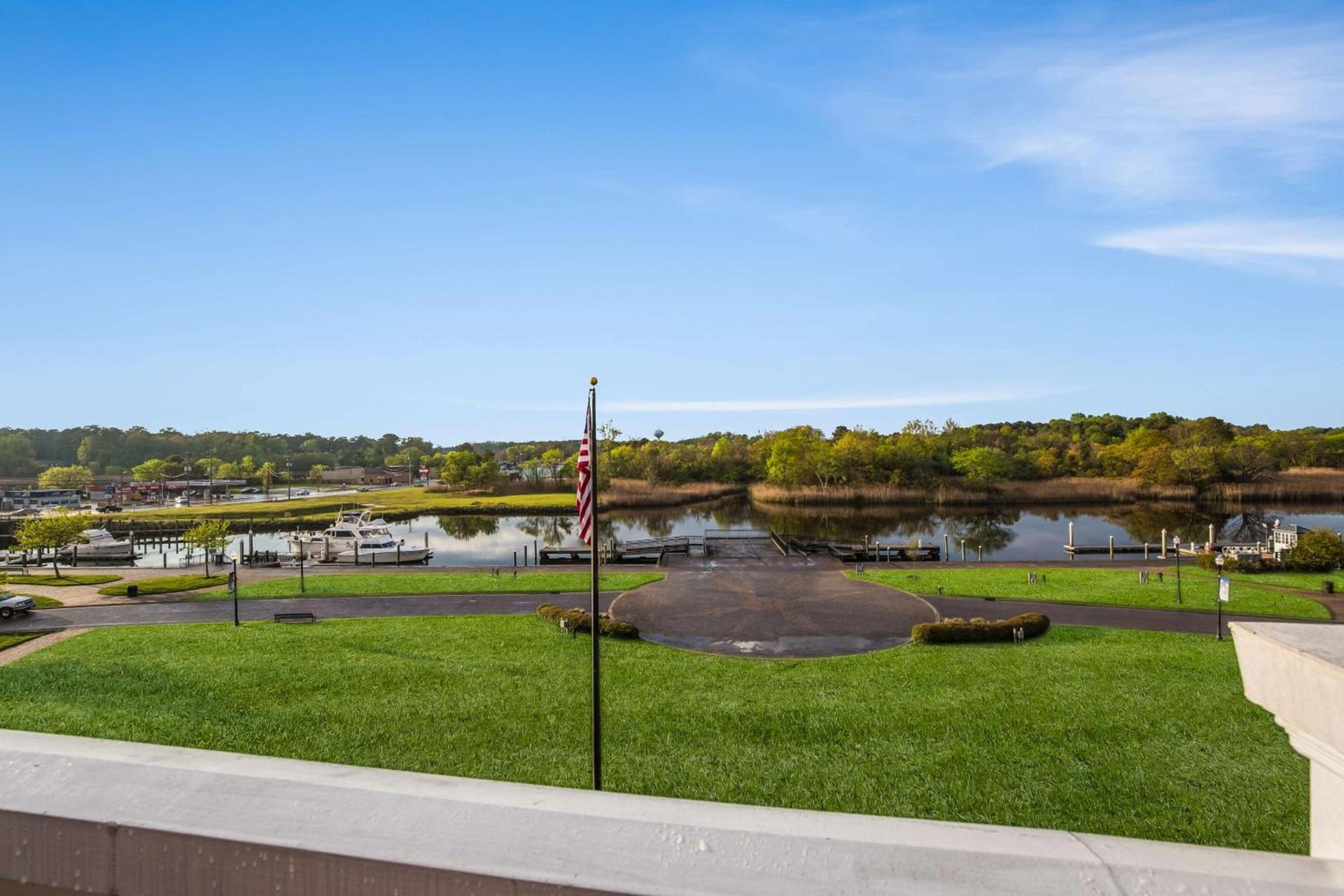 Hilton Garden Inn Suffolk Riverfront photo 4