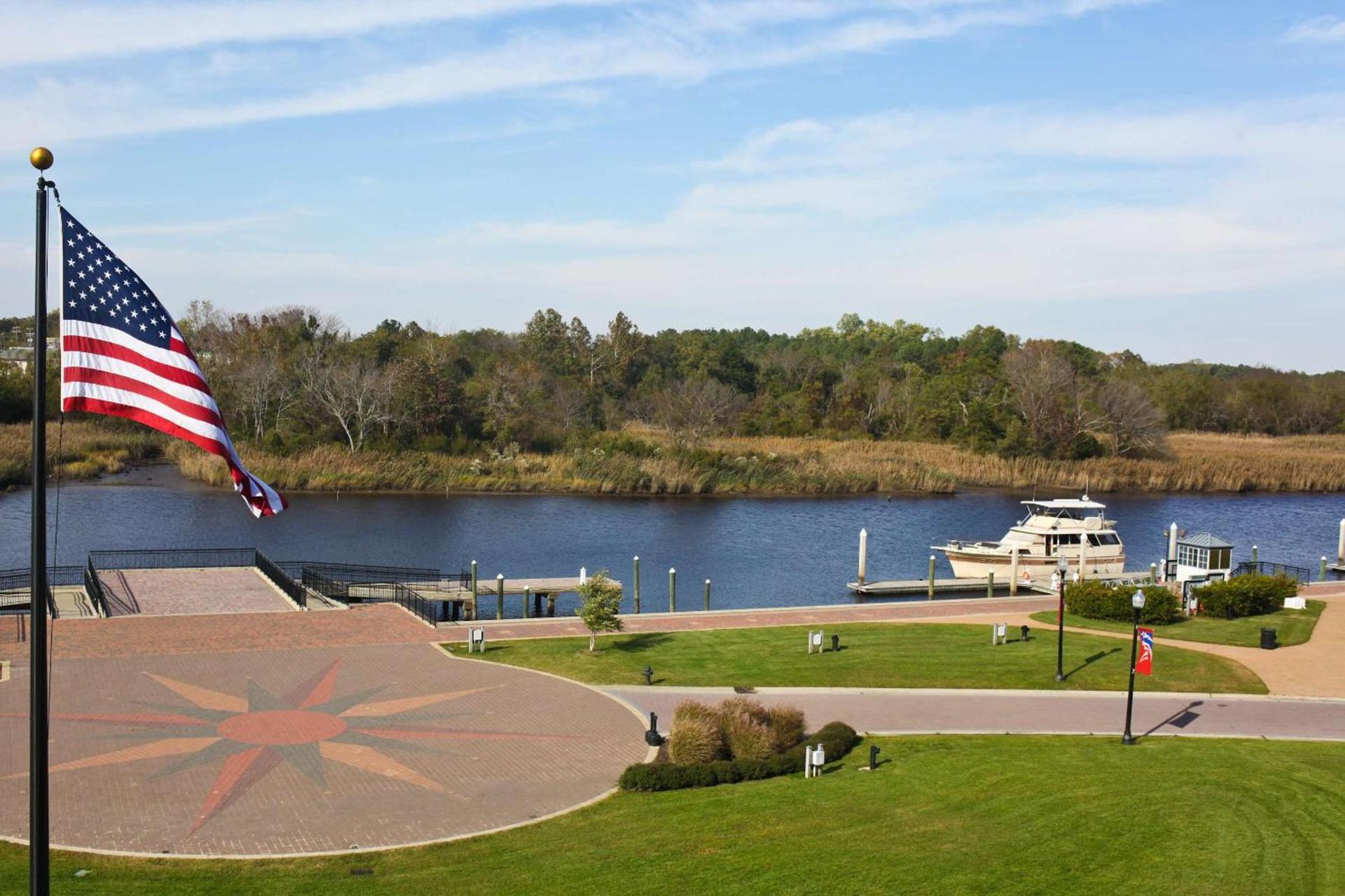 Hilton Garden Inn Suffolk Riverfront photo 9
