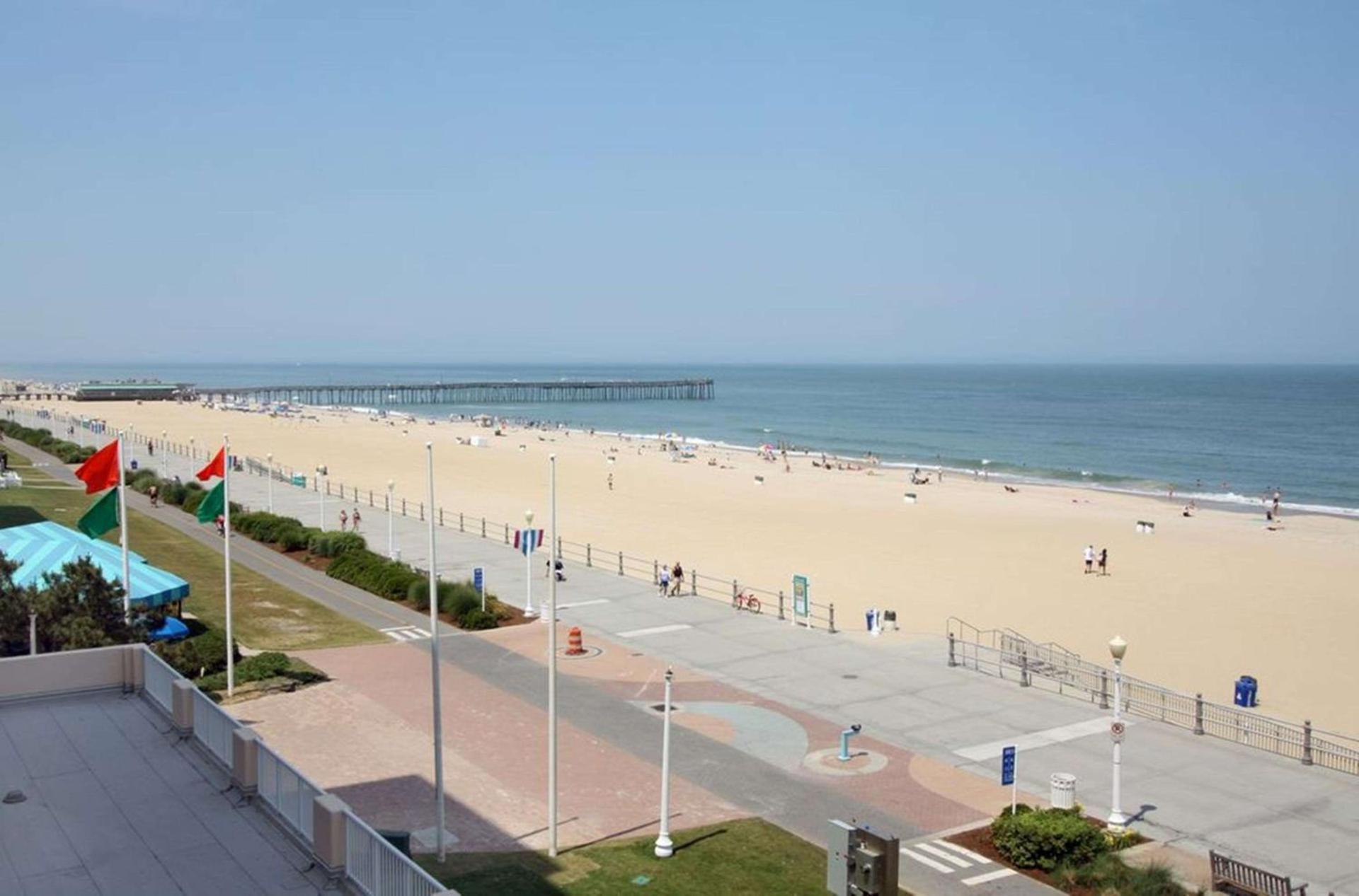 Hampton Inn Virginia Beach-Oceanfront South photo 51