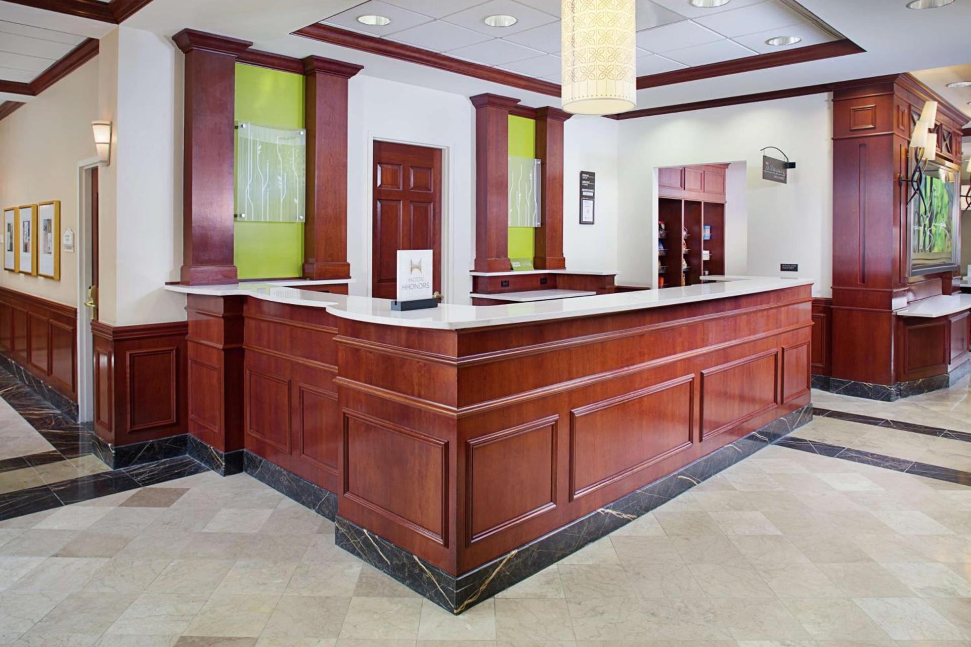 Hilton Garden Inn Virginia Beach Town Center photo 5