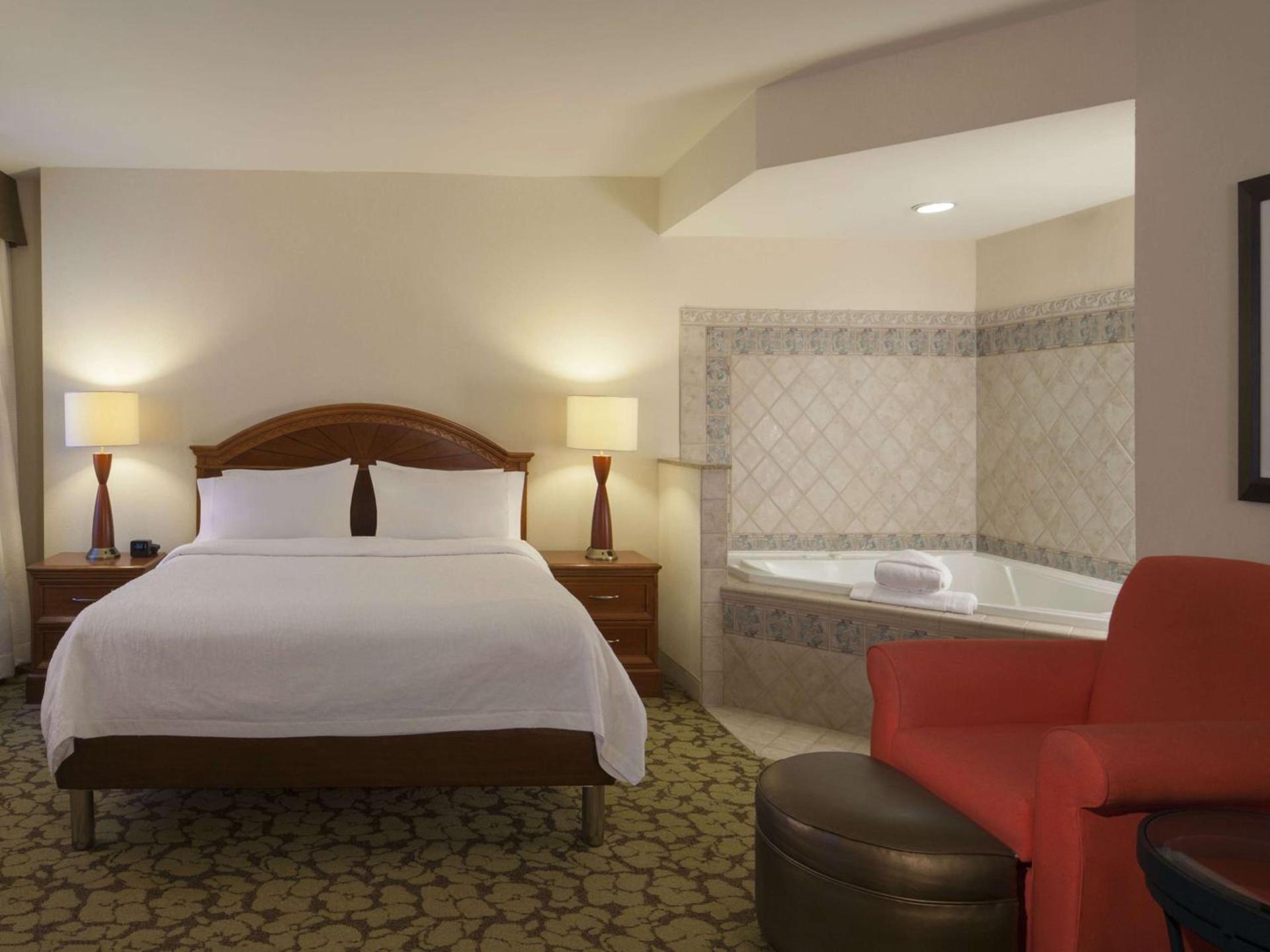 Hilton Garden Inn Virginia Beach Town Center photo 27