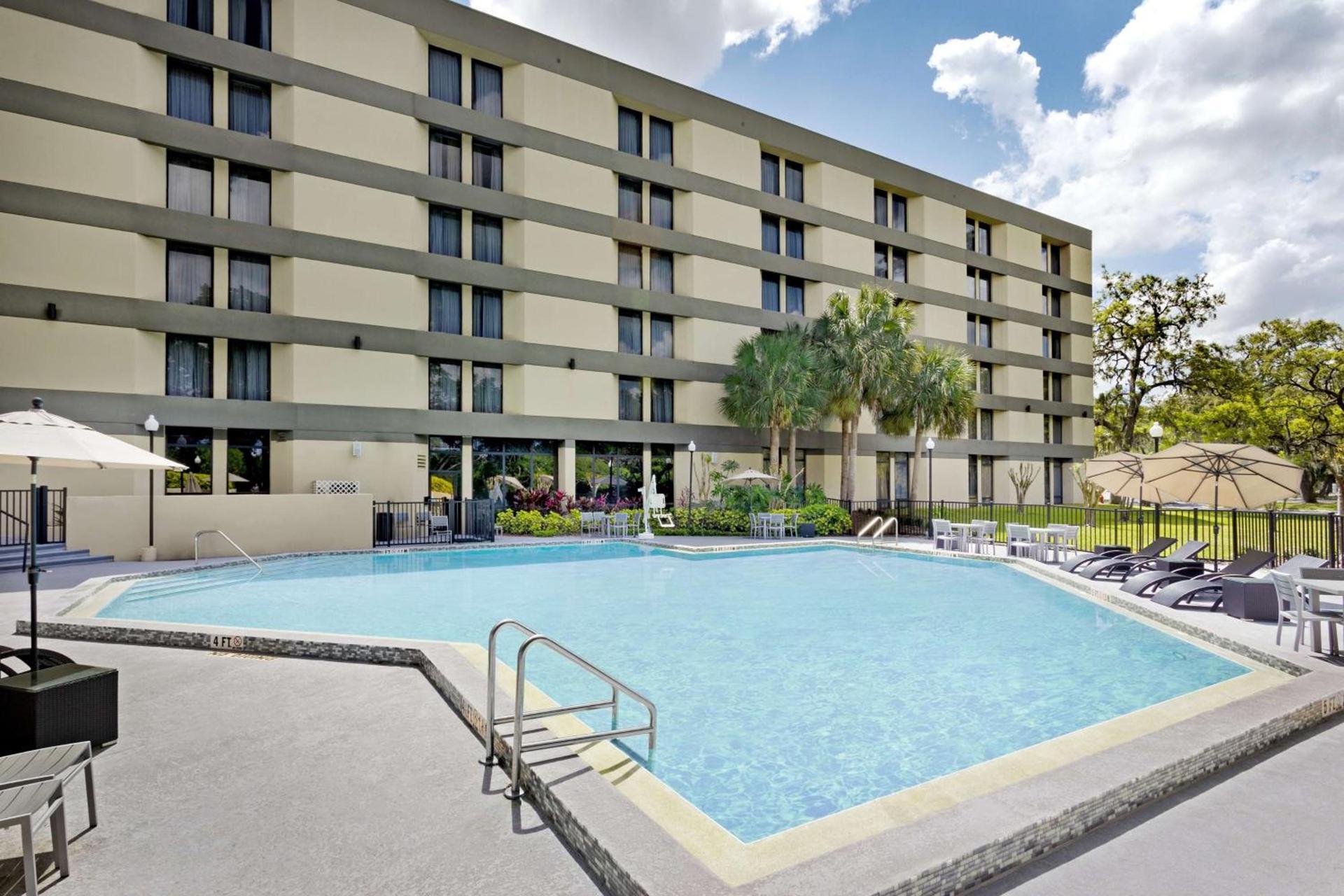 DoubleTree by Hilton Orlando East - UCF Area photo 7