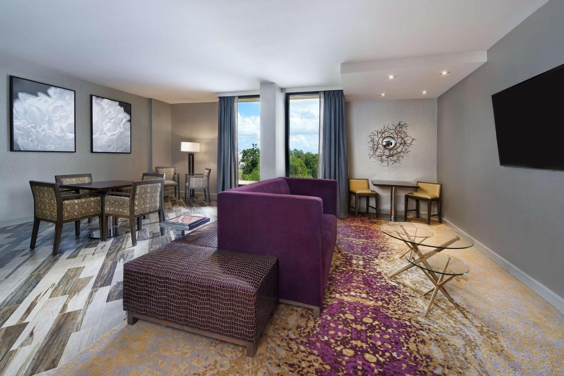 DoubleTree by Hilton Orlando East - UCF Area photo 32