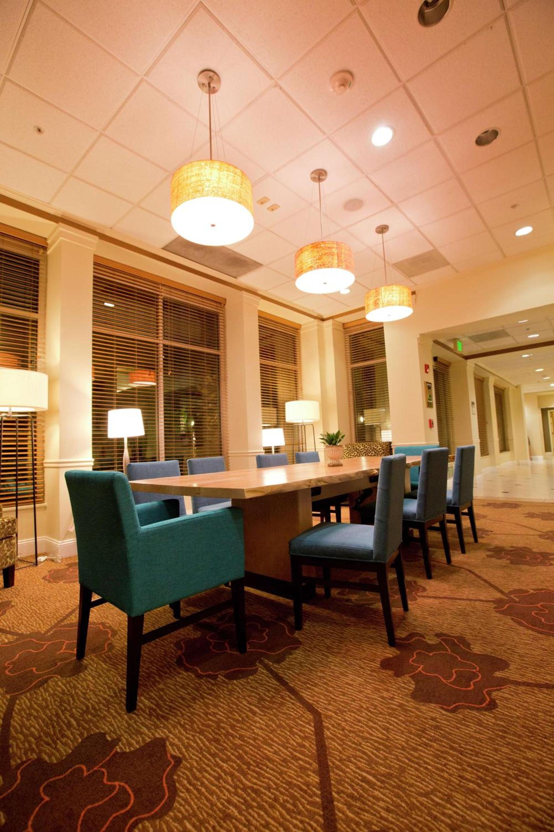 Hilton Garden Inn Oxnard/Camarillo photo 9