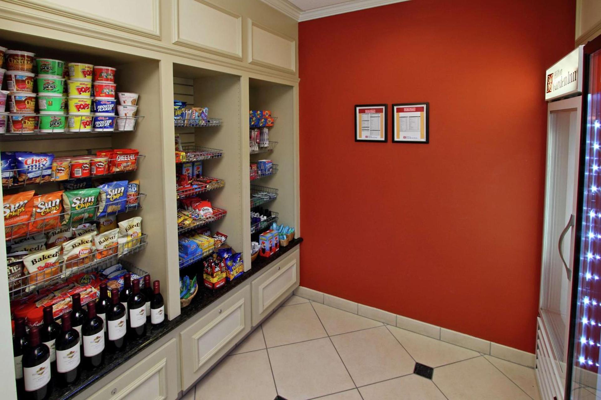 Hilton Garden Inn Oxnard/Camarillo photo 19