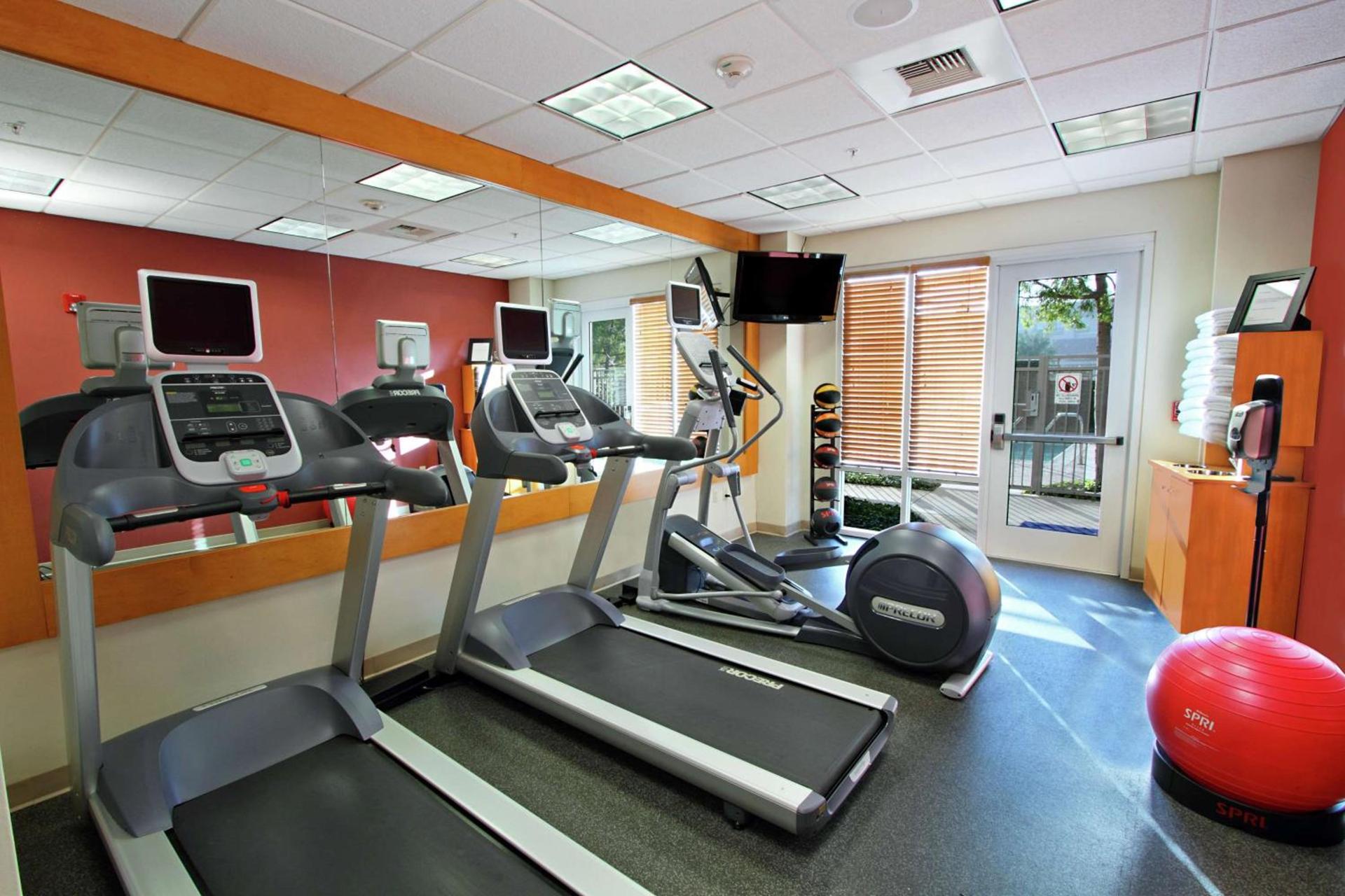 Hilton Garden Inn Oxnard/Camarillo photo 24