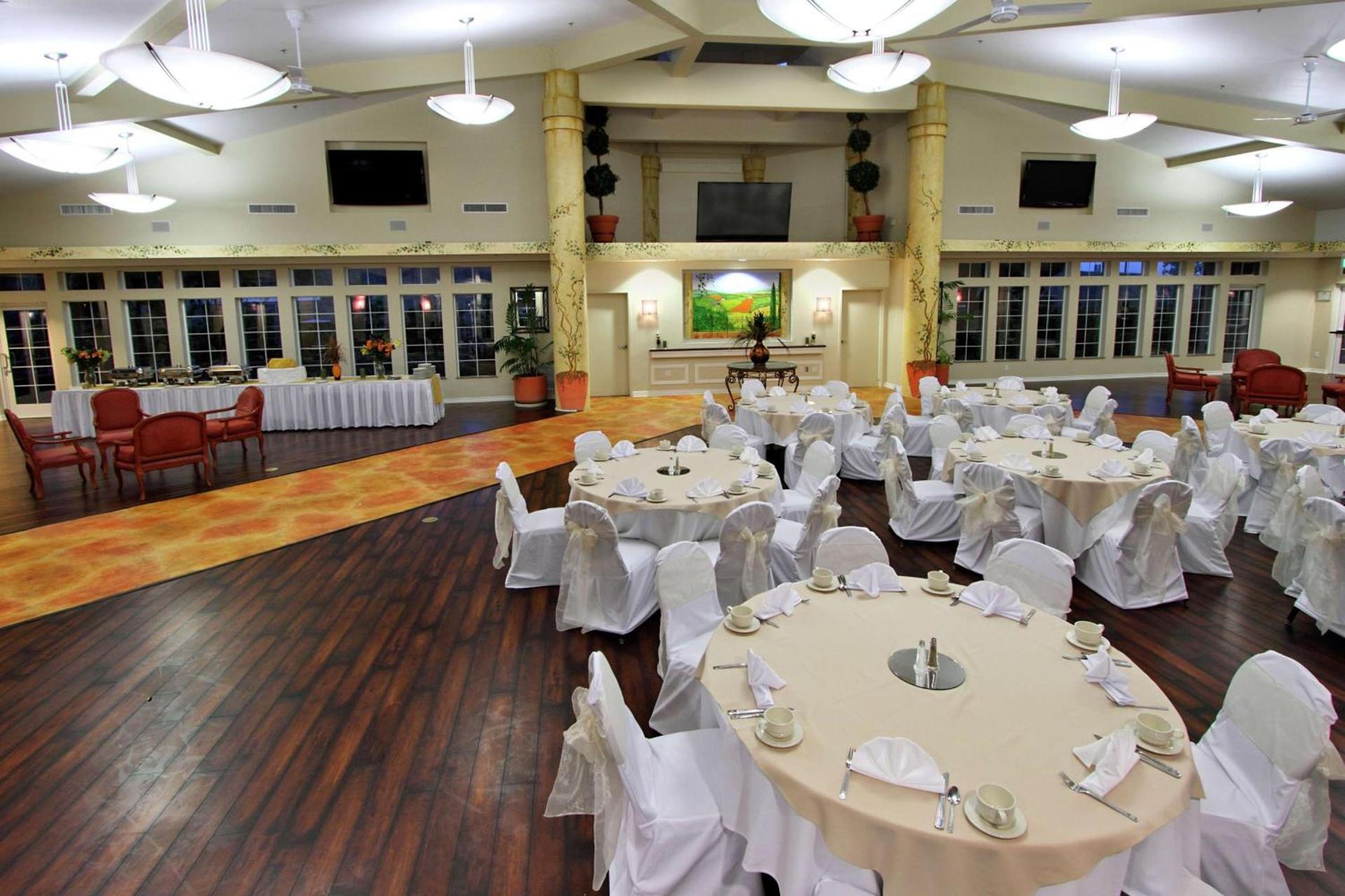 Hilton Garden Inn Oxnard/Camarillo photo 30