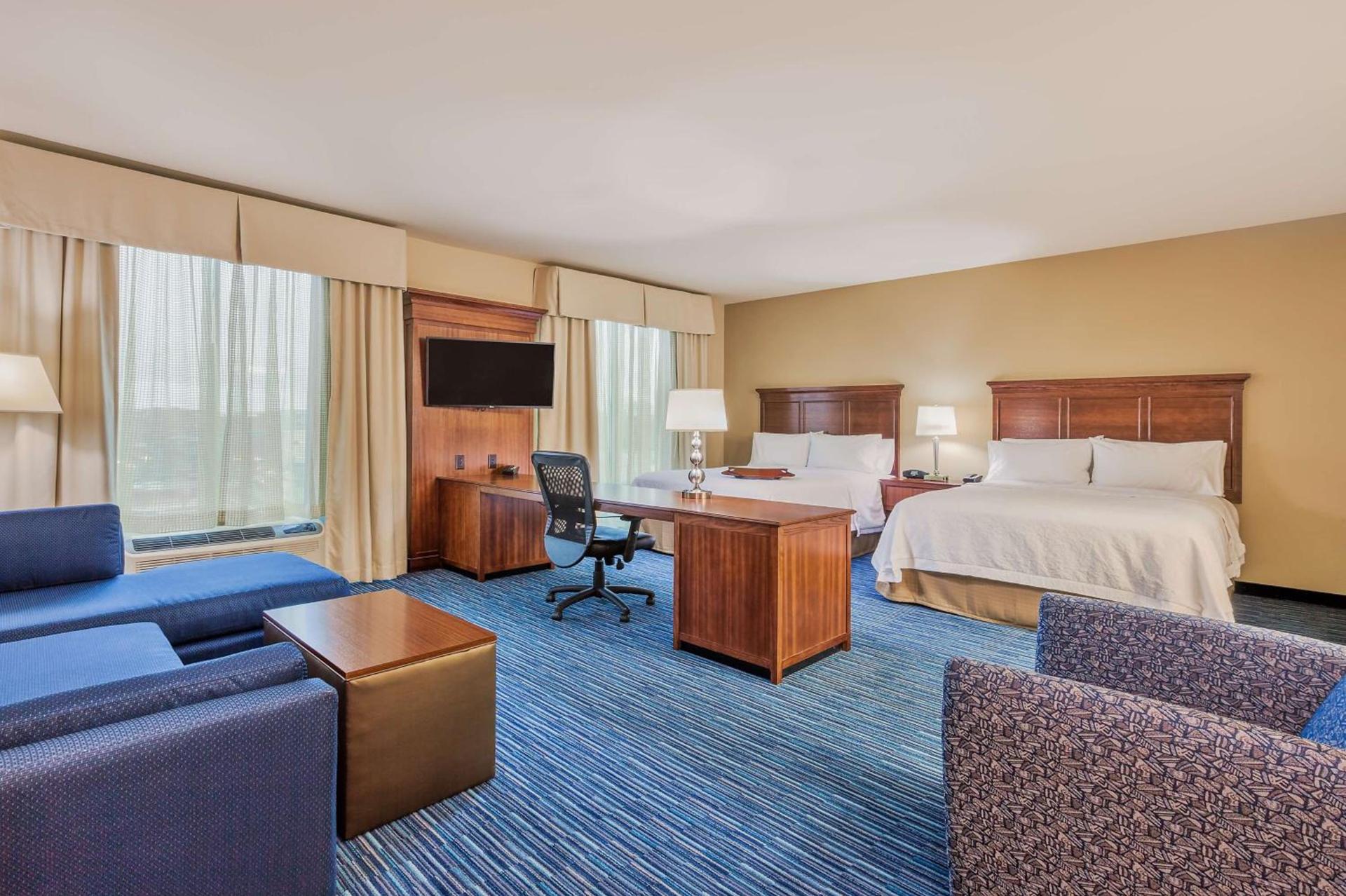 Hampton Inn & Suites Owensboro Downtown Waterfront photo 19