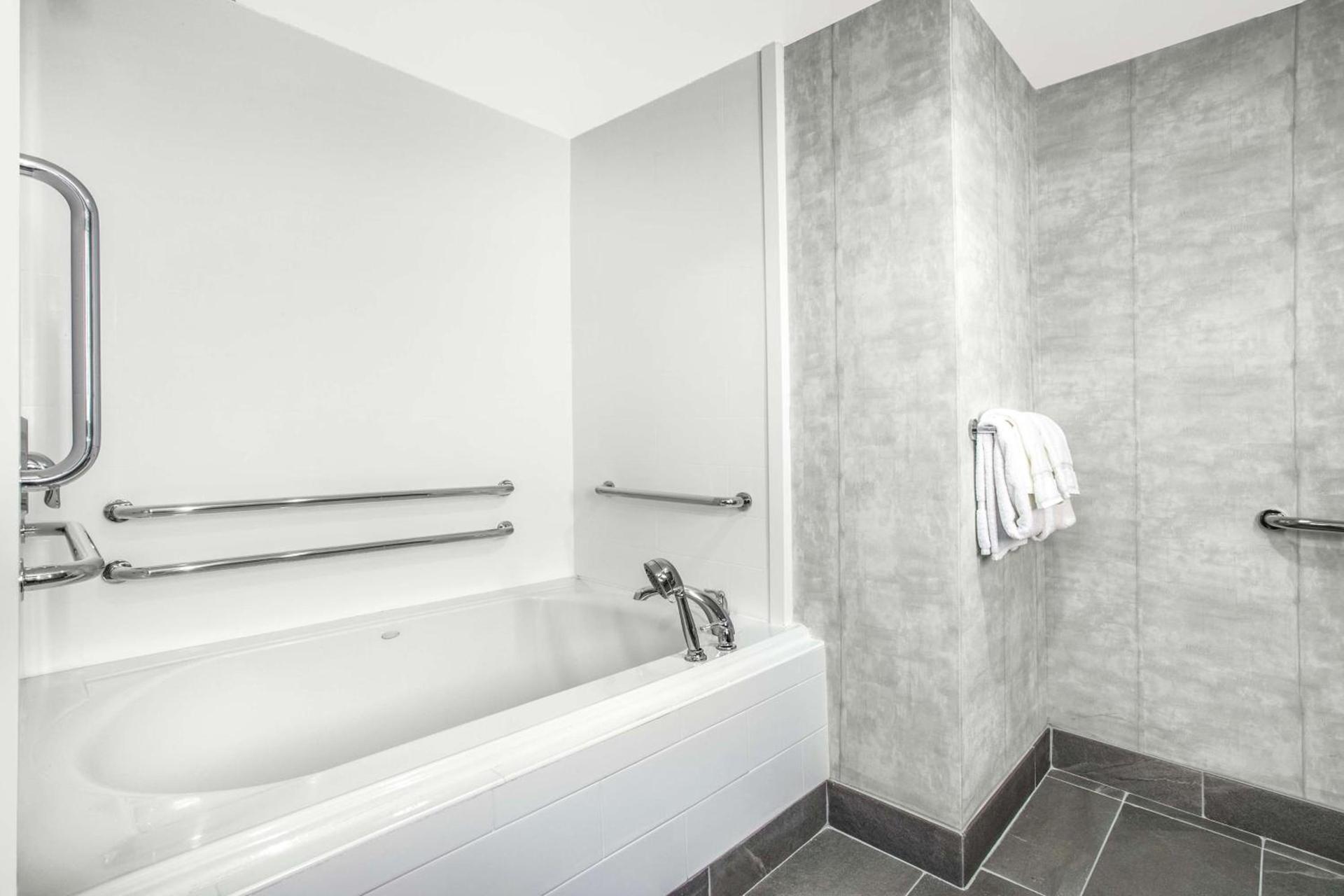 Hilton Garden Inn Palm Beach Gardens photo 42