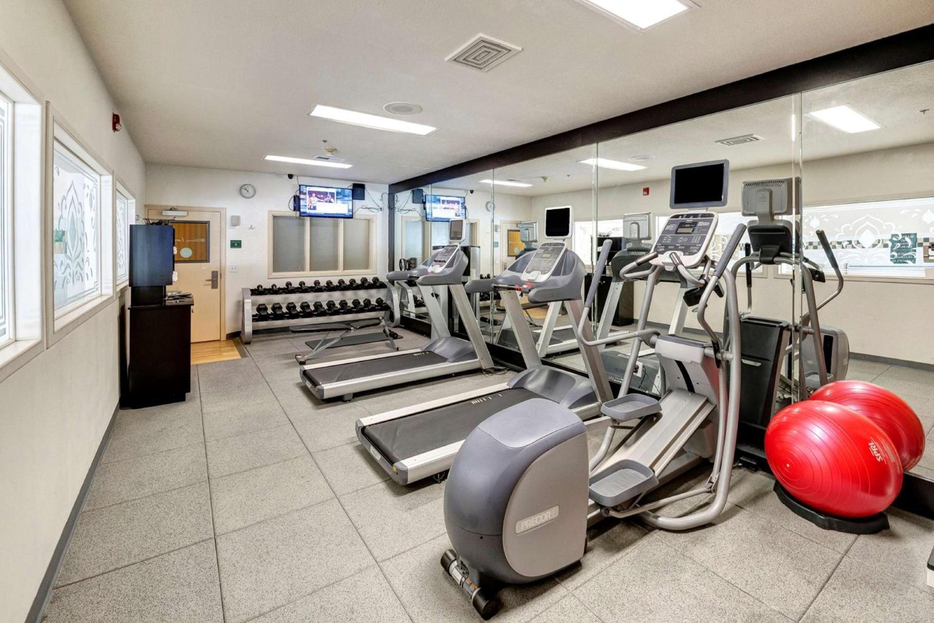 Hilton Garden Inn Portland Airport photo 8