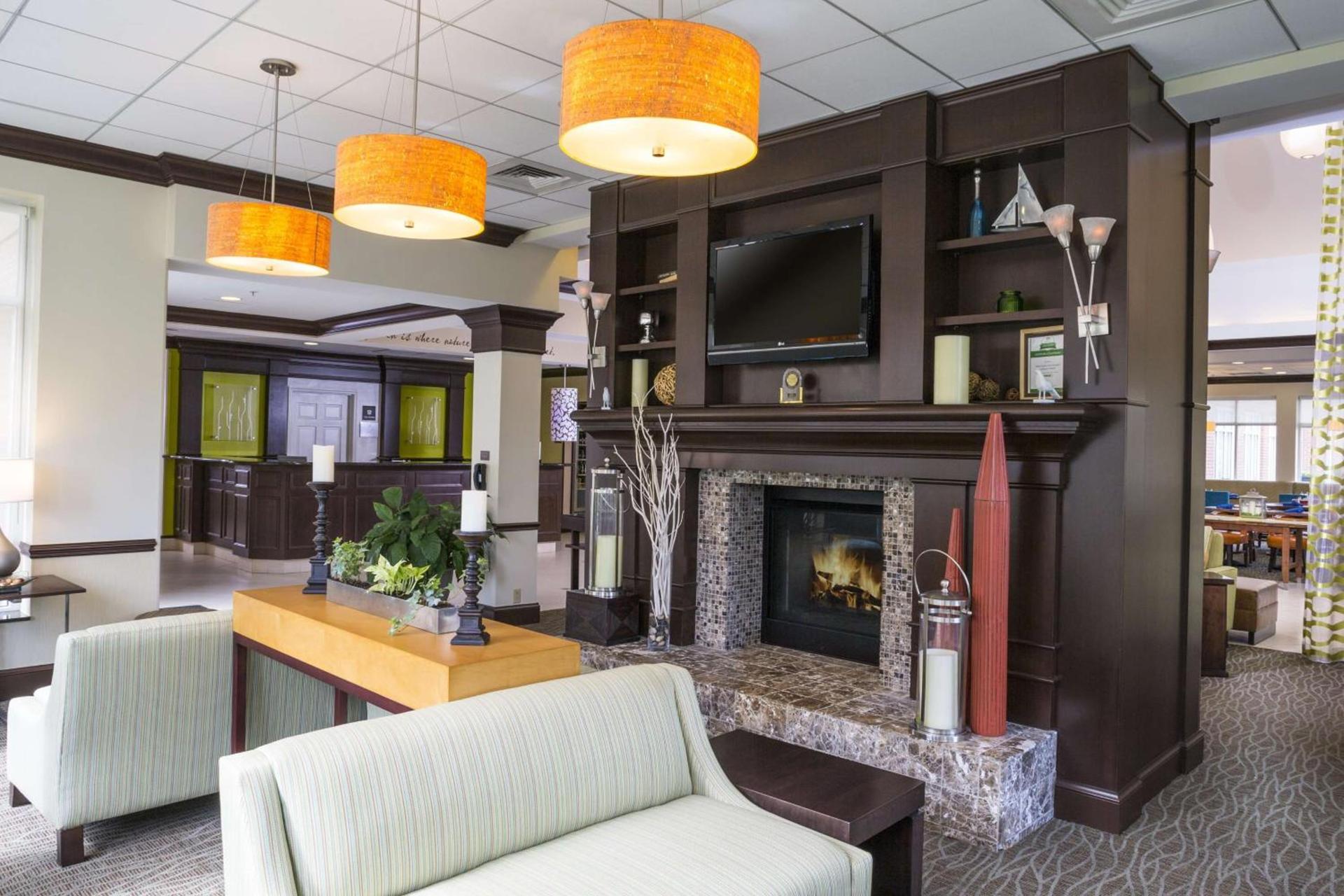 Hilton Garden Inn Hampton Coliseum Central photo 5