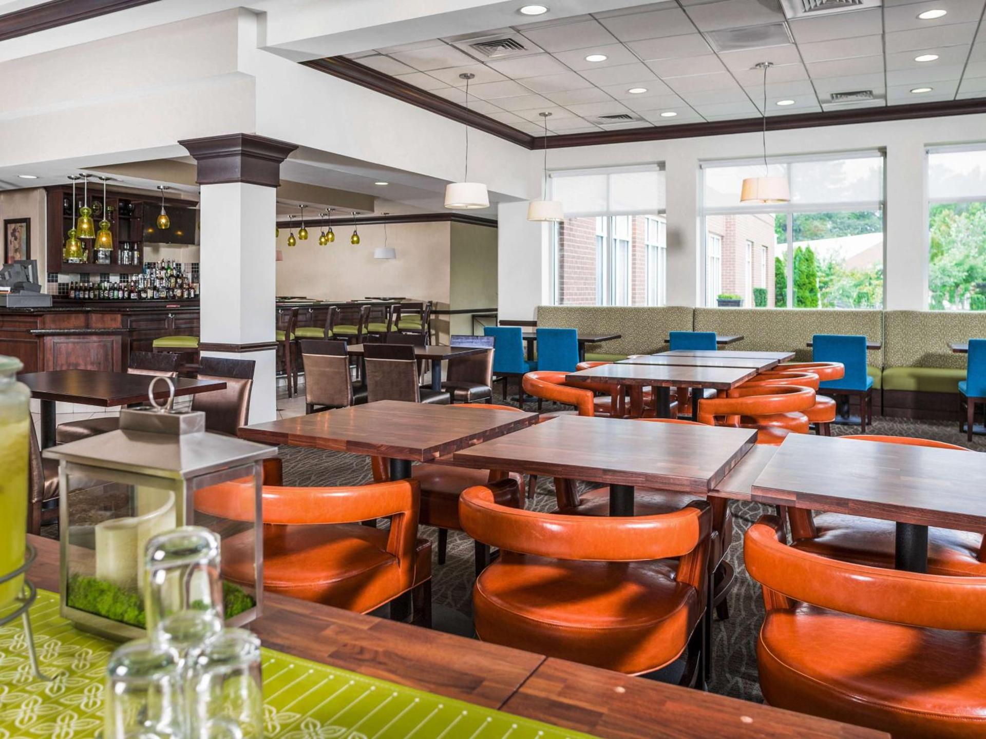 Hilton Garden Inn Hampton Coliseum Central photo 14