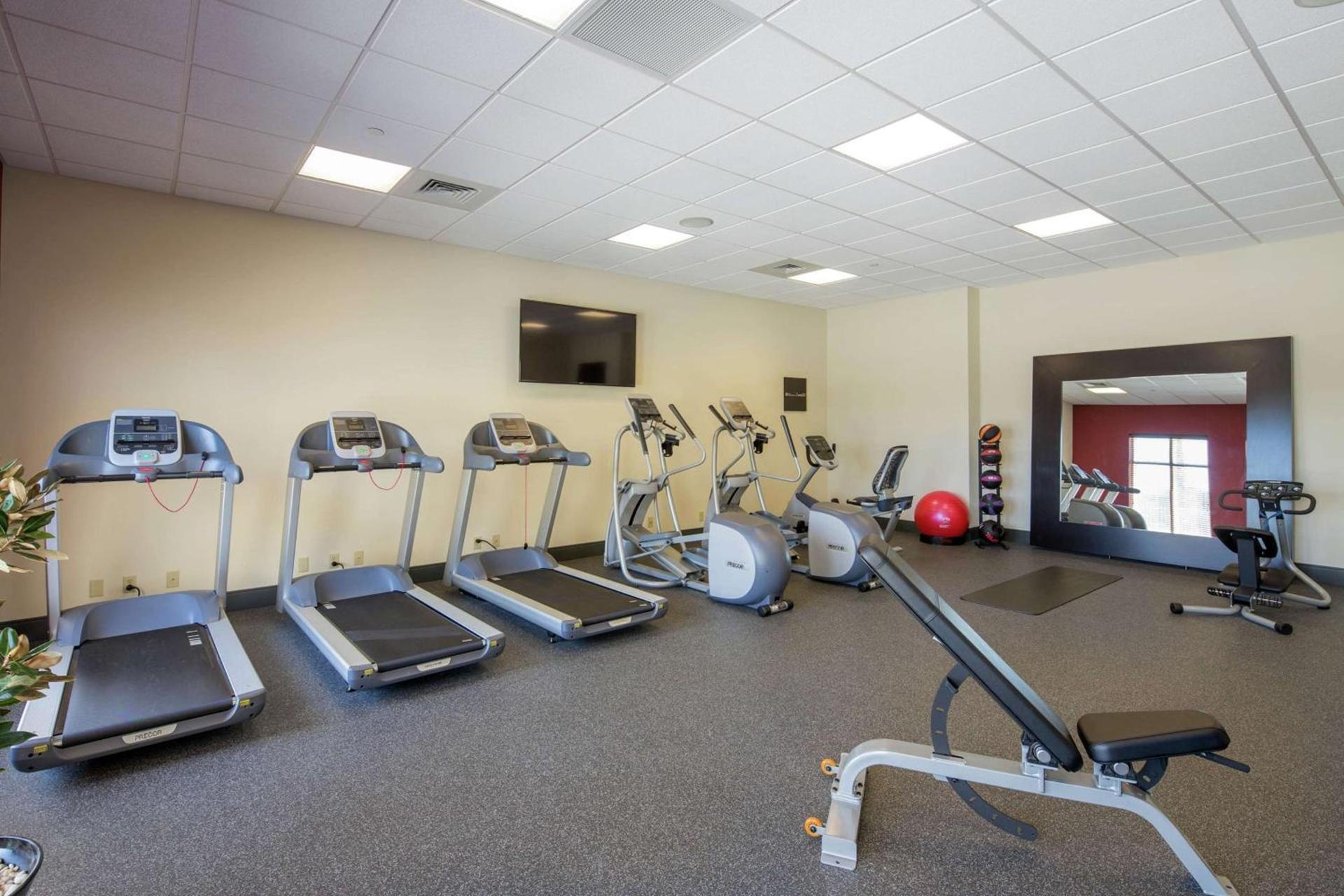 Hilton Garden Inn Pascagoula photo 22