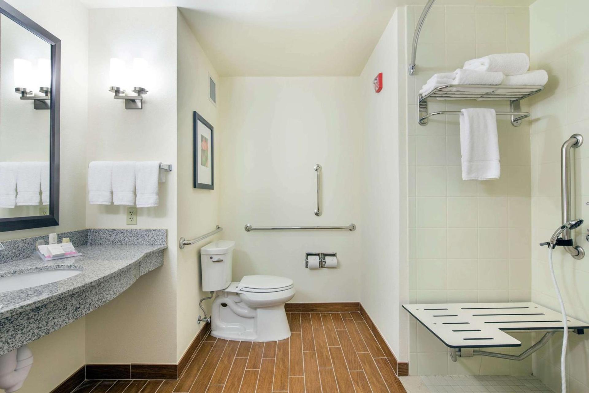Hilton Garden Inn Pascagoula photo 28