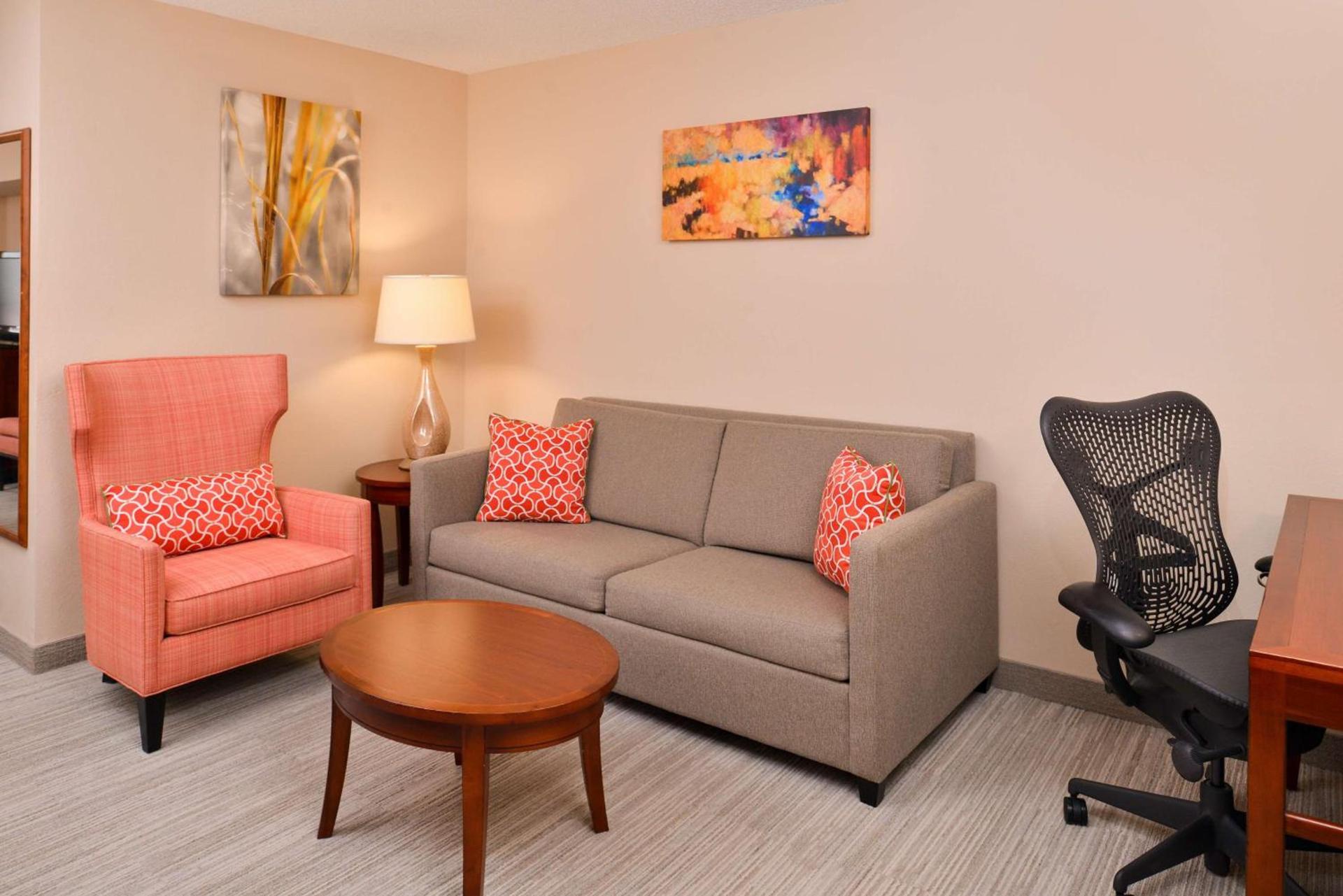 Hilton Garden Inn Dover photo 2
