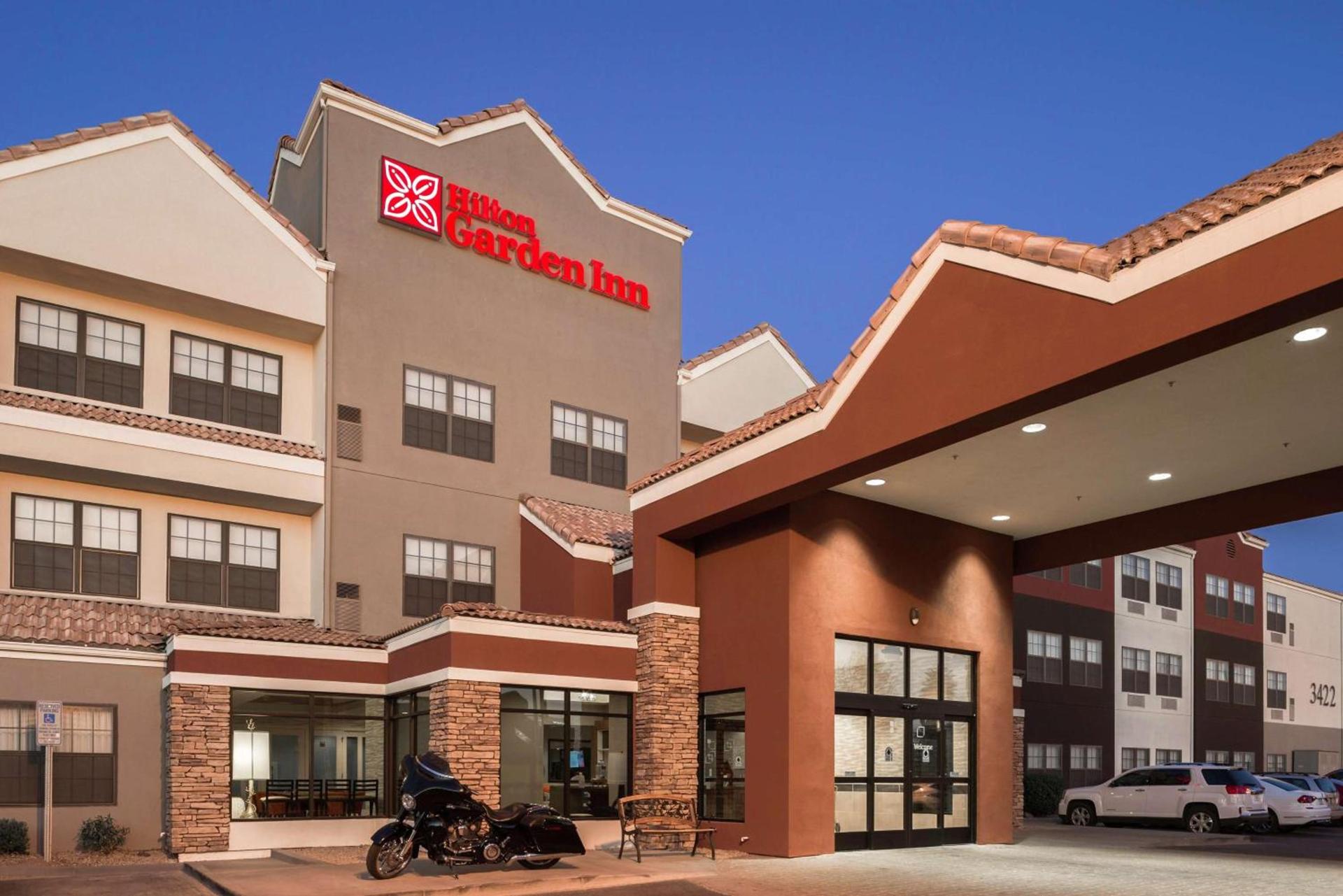 Hilton Garden Inn Phoenix Airport photo 3